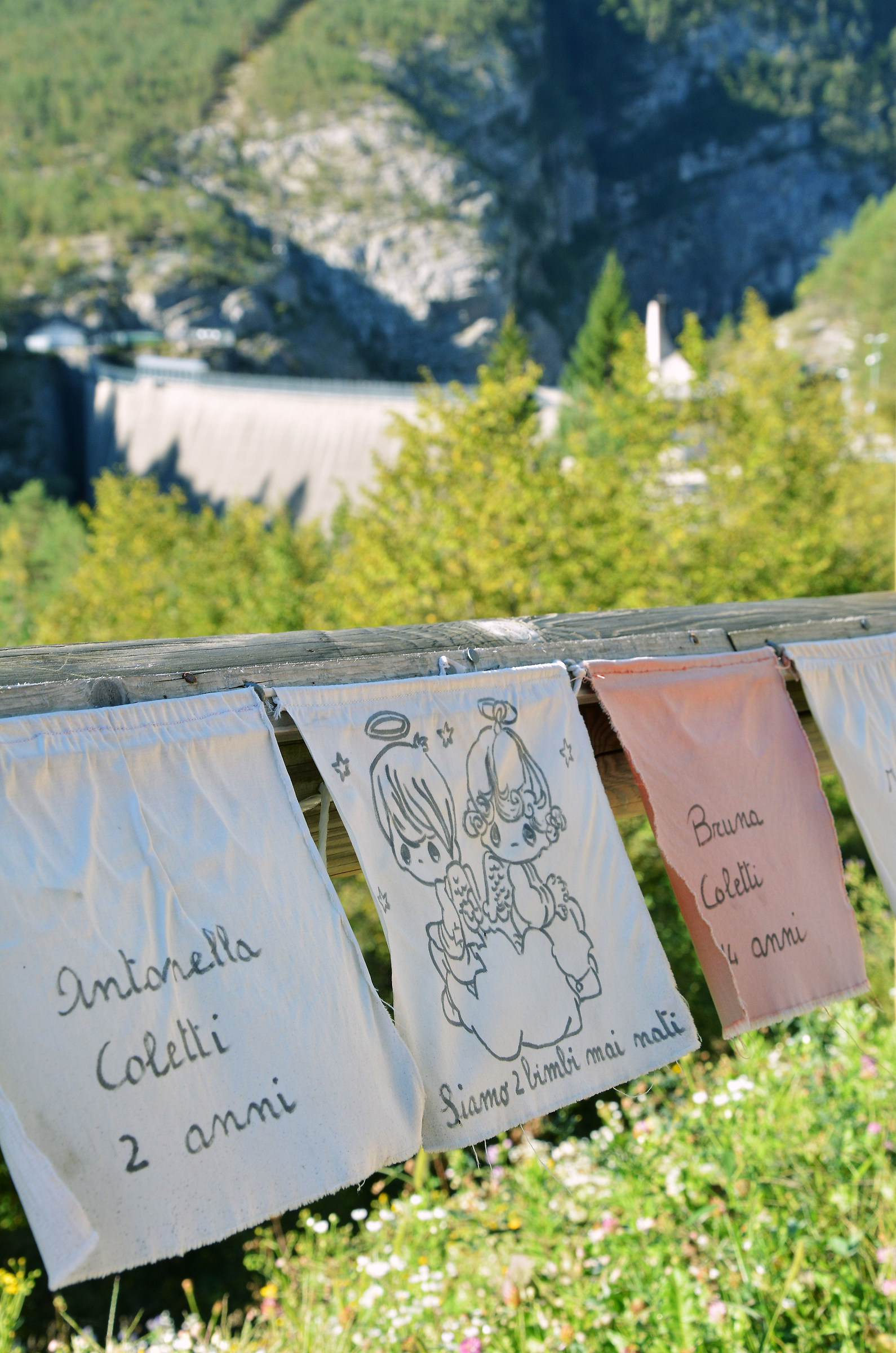 The angels invisible Vajont ...