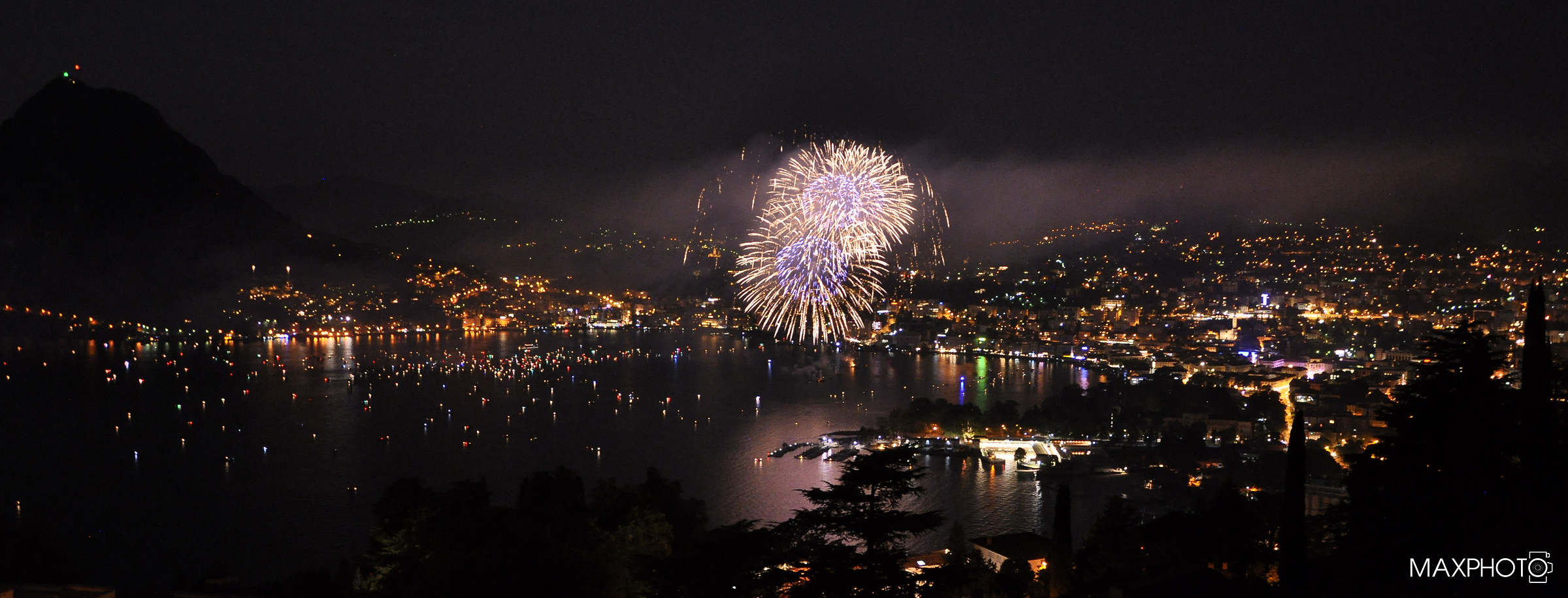 Spettacolo pirotecnico su Lugano (ch)