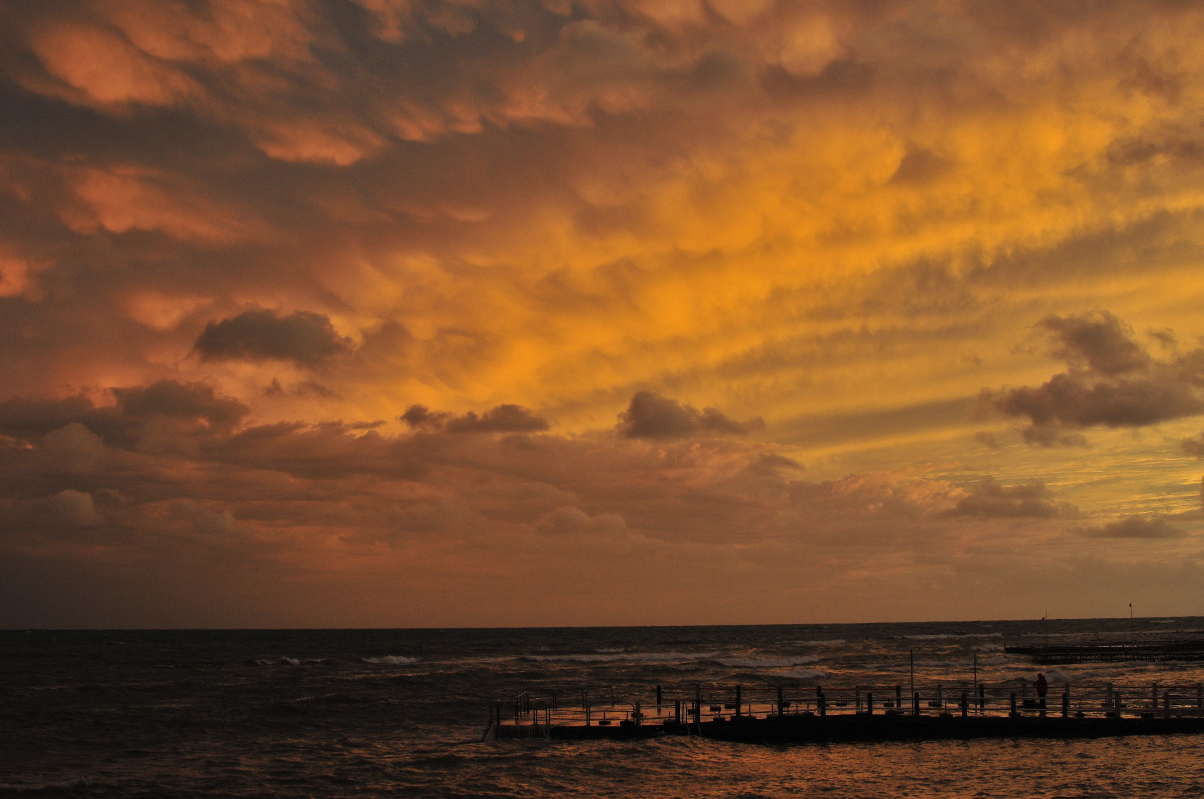 tramonto santa marinella fine settembre piovoso