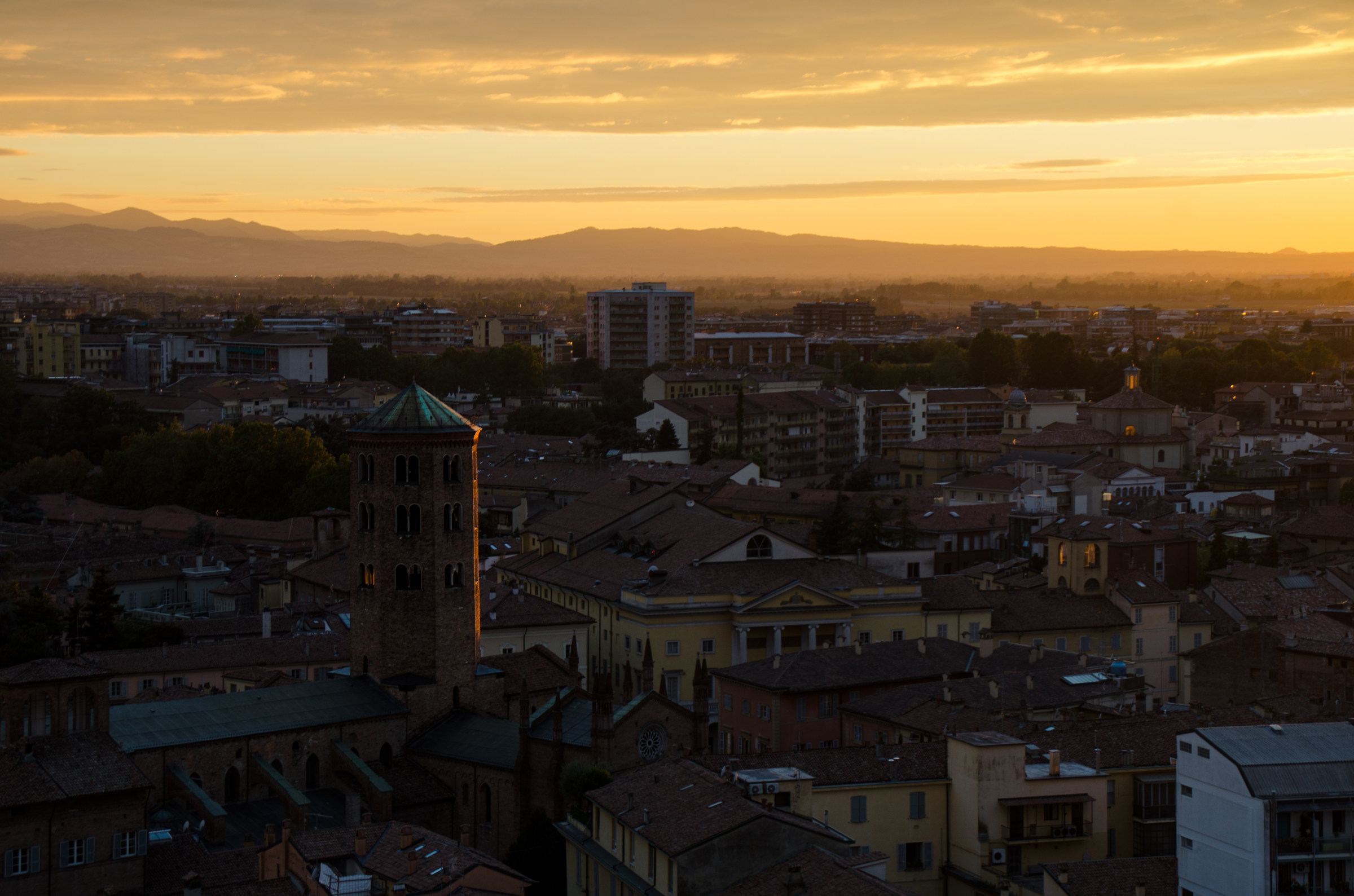 Magic light on Sant'Antonino