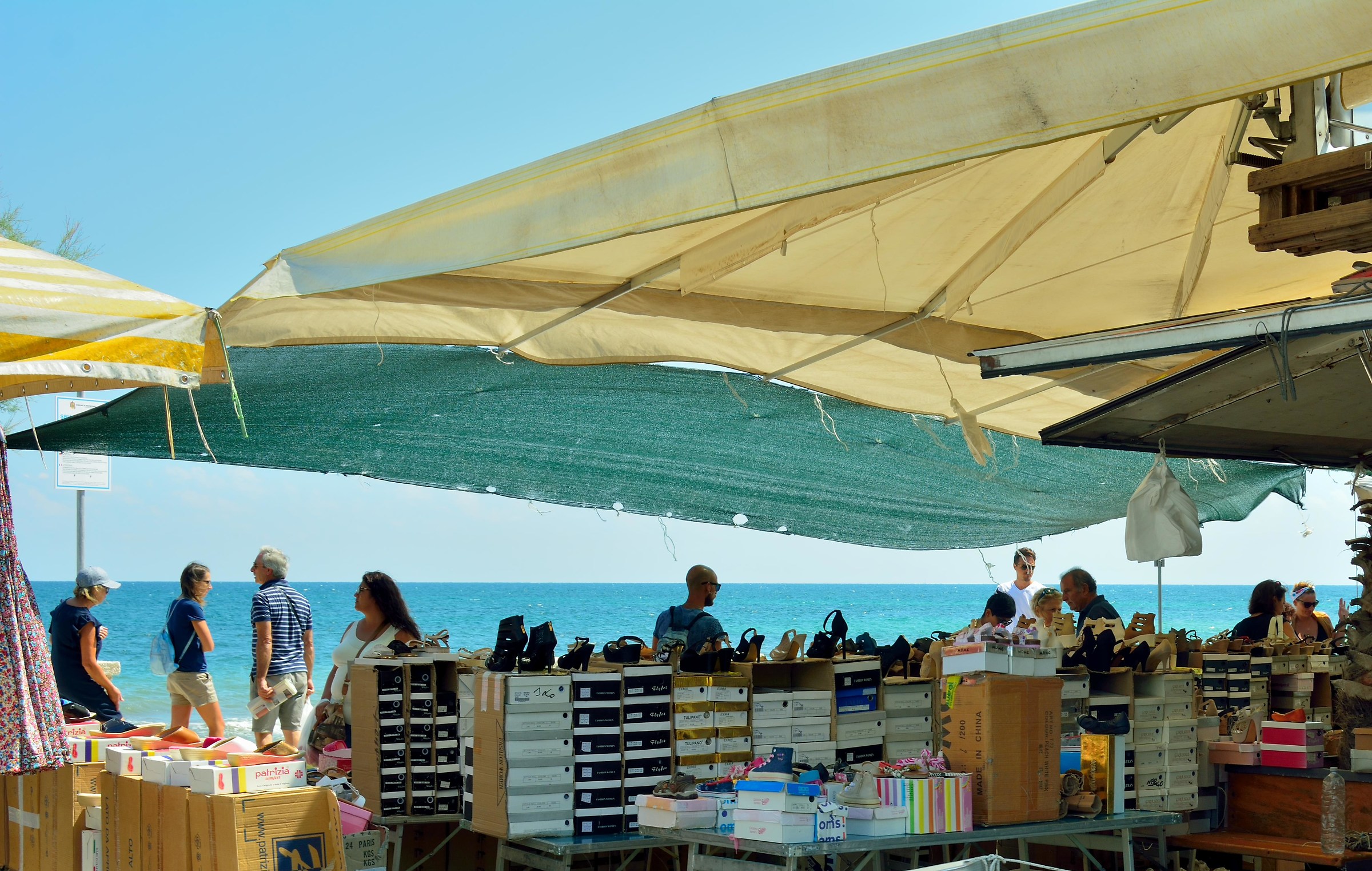 a spasso per il mercato