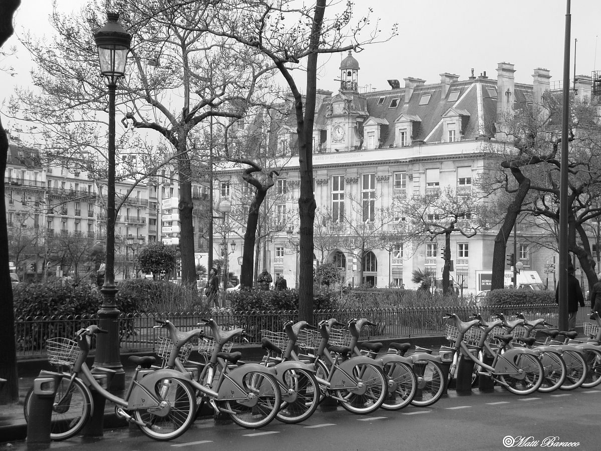 Place d 'Italie, Paris.