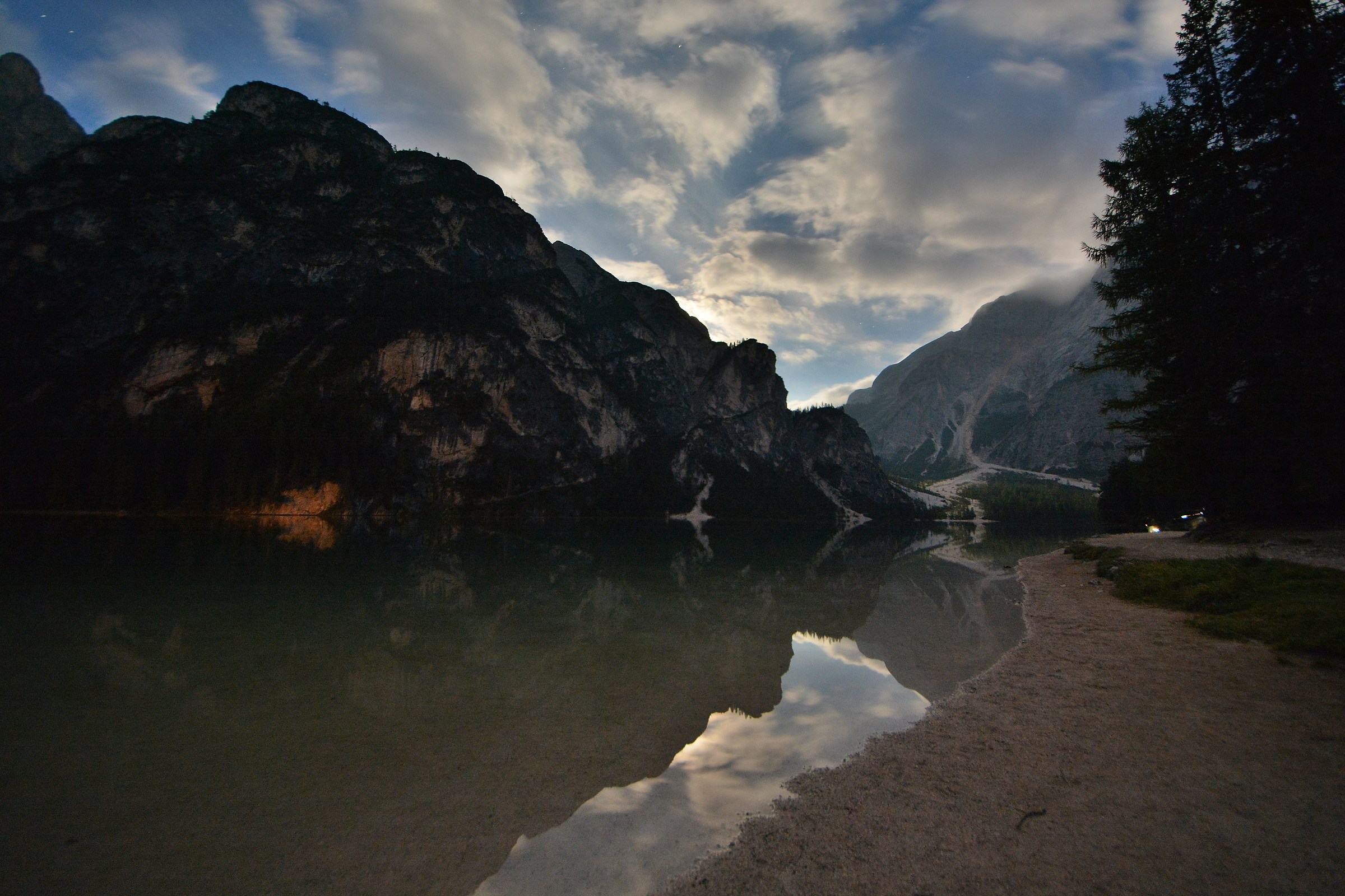 Braies in the night