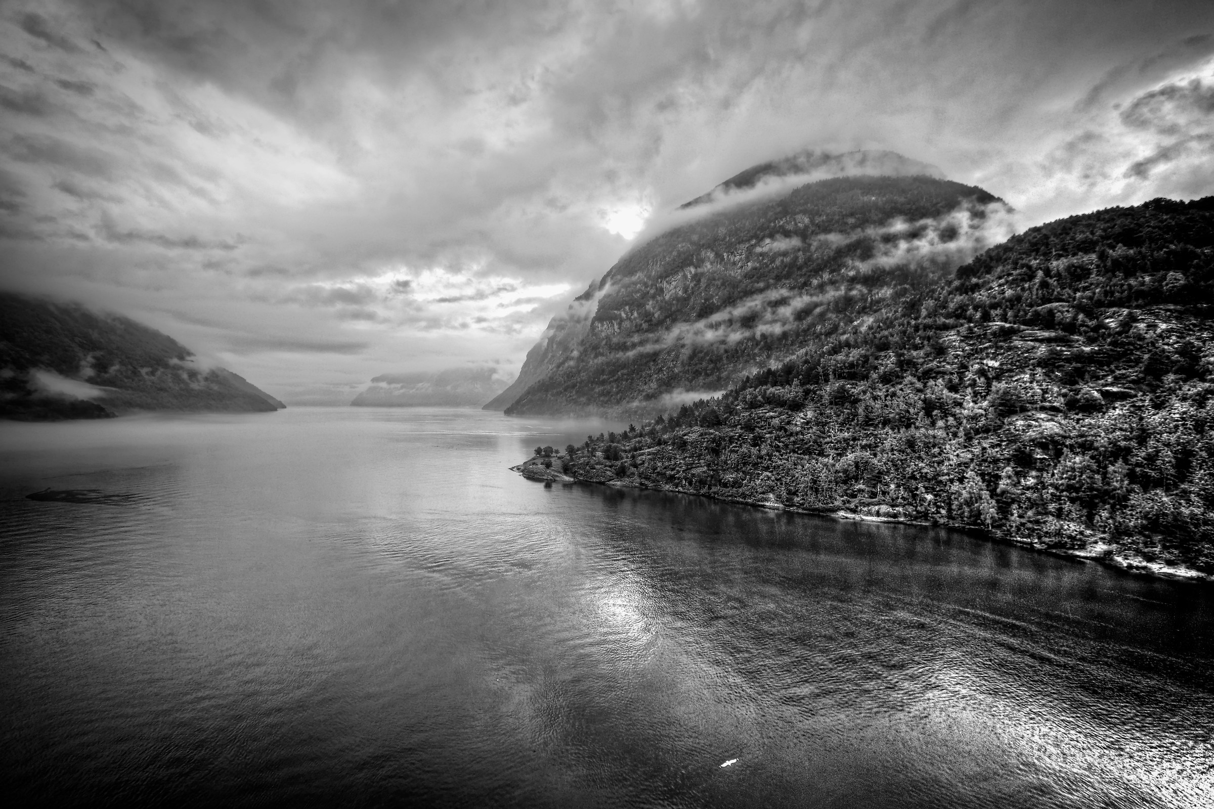 Geirangerfjord b/w