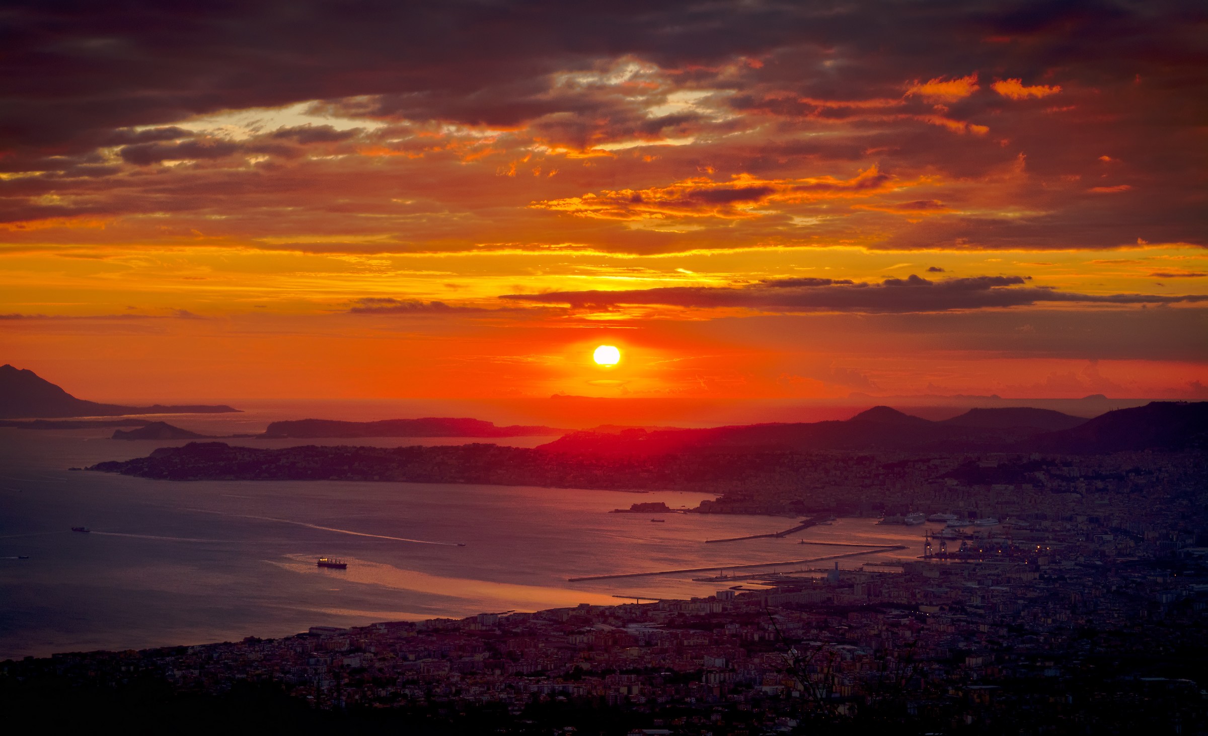 Tramonto dal Vesuvio