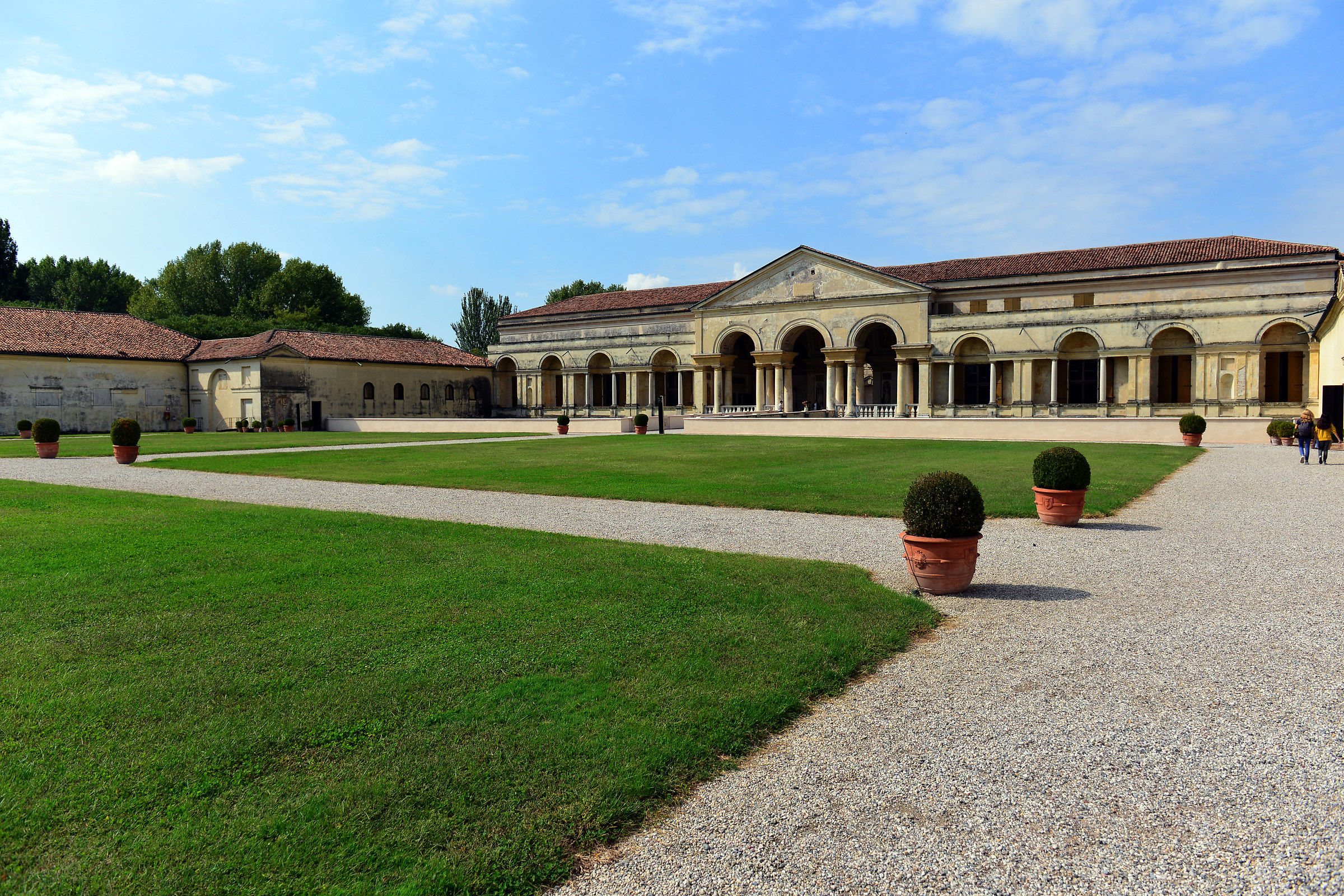 building you mantova