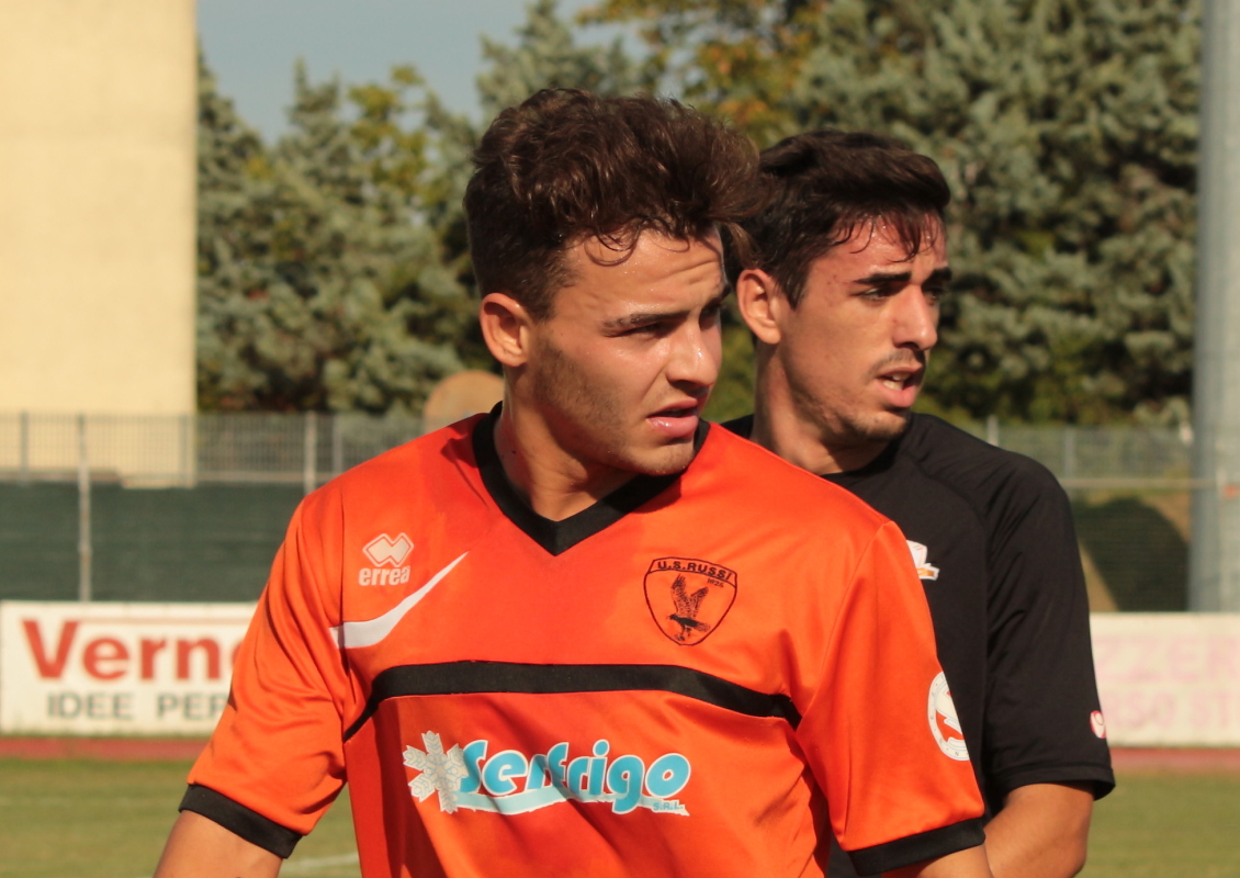 Quel pallone lo prendo io. No, io.