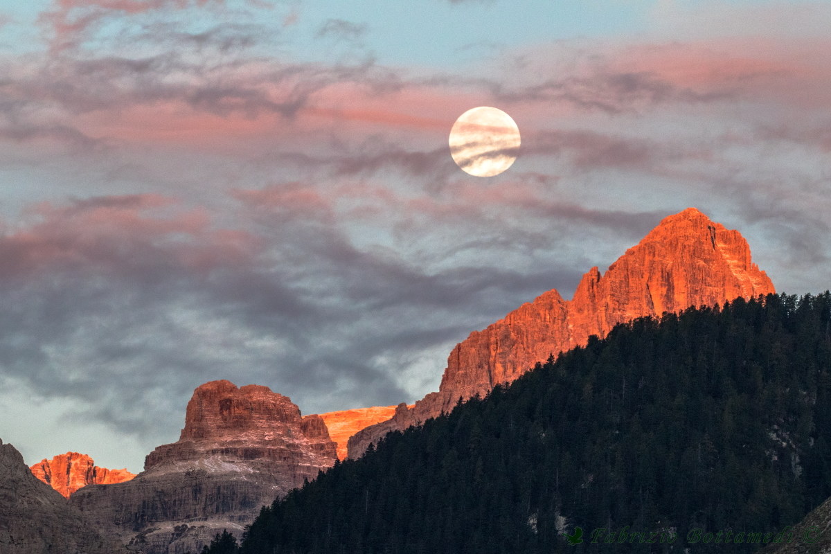 Alba sul gruppo di Brenta