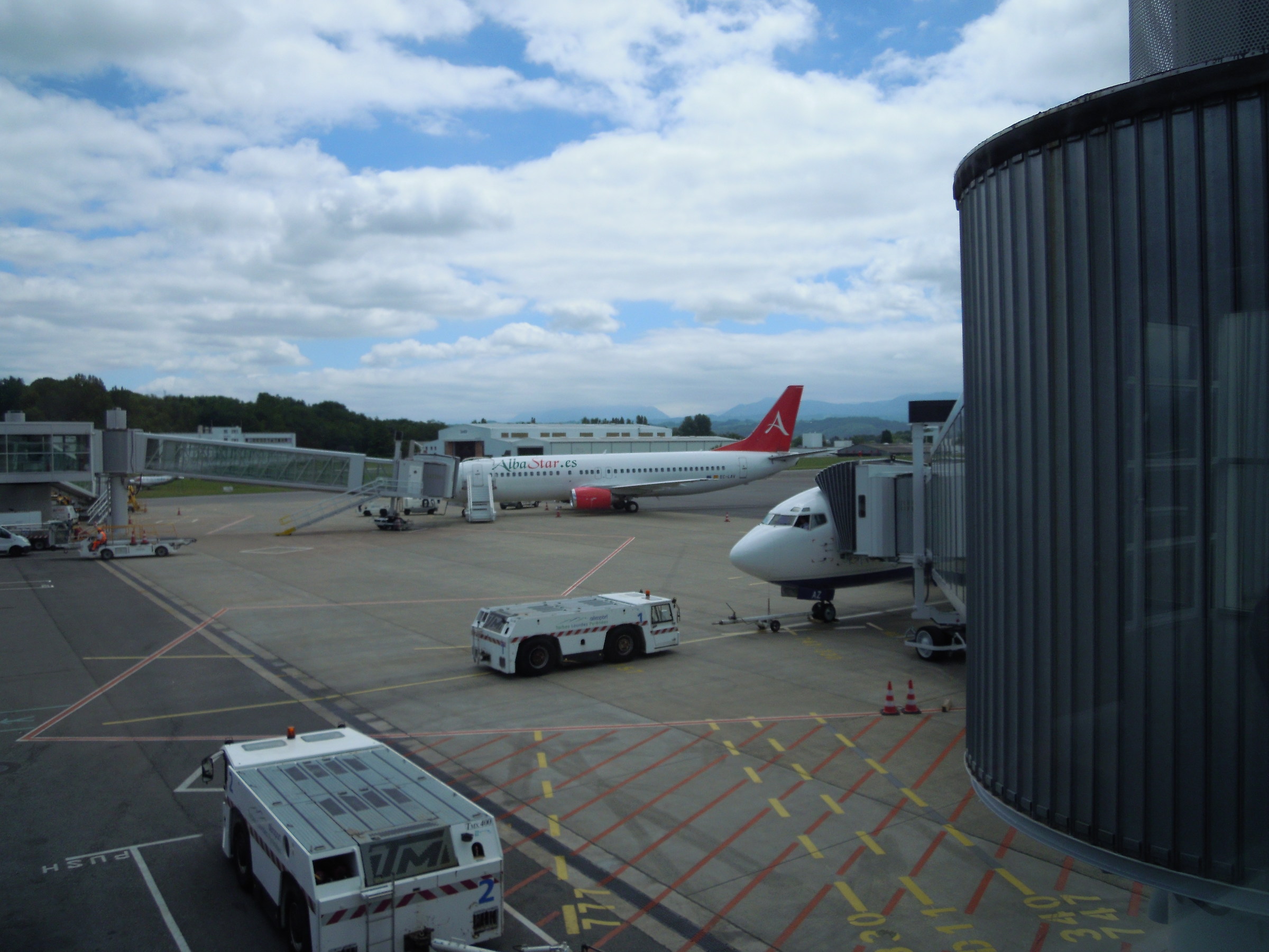 Visions airport ... Tarbes (France)