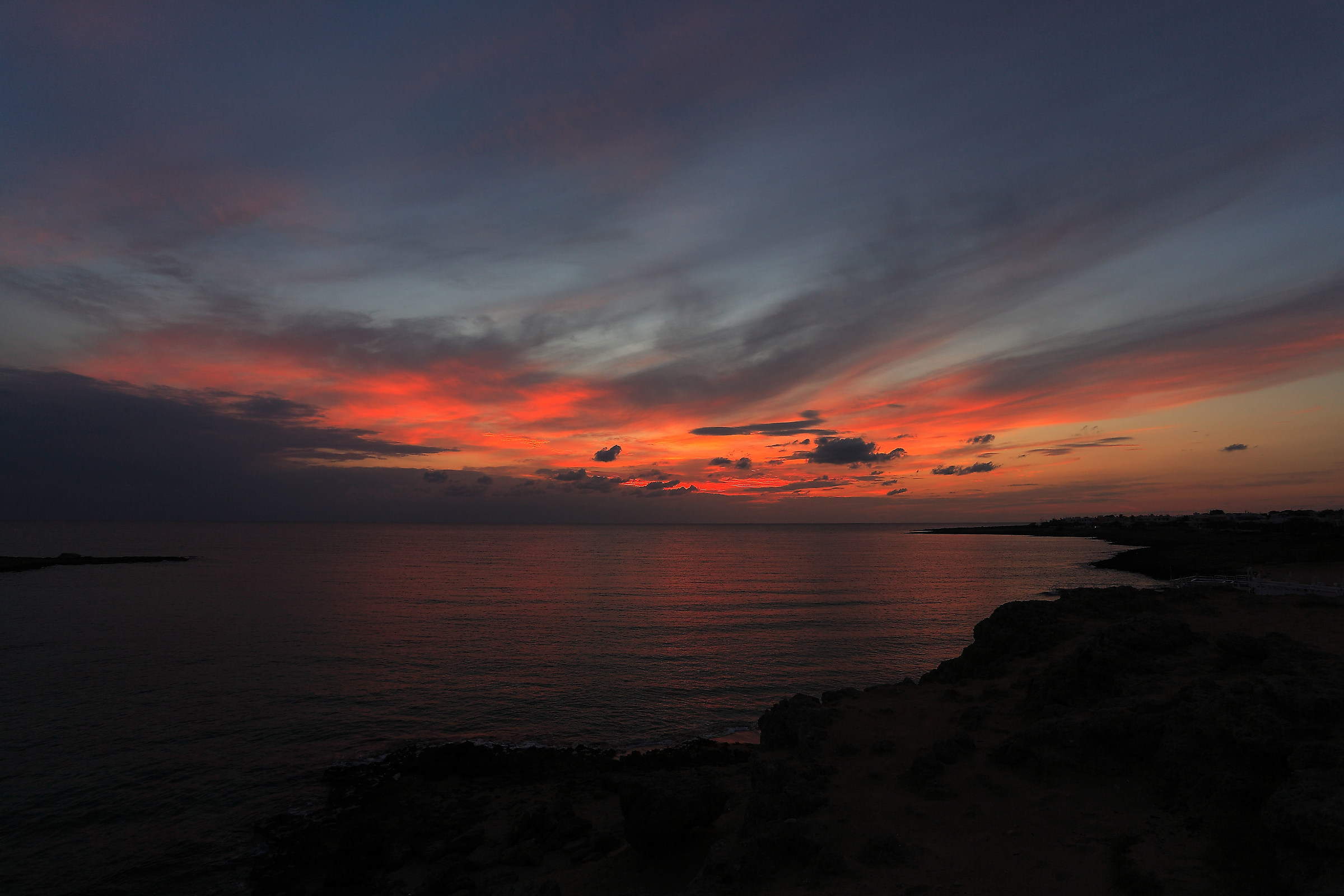 canon 1ds-mkll + canon ef 17/40 l