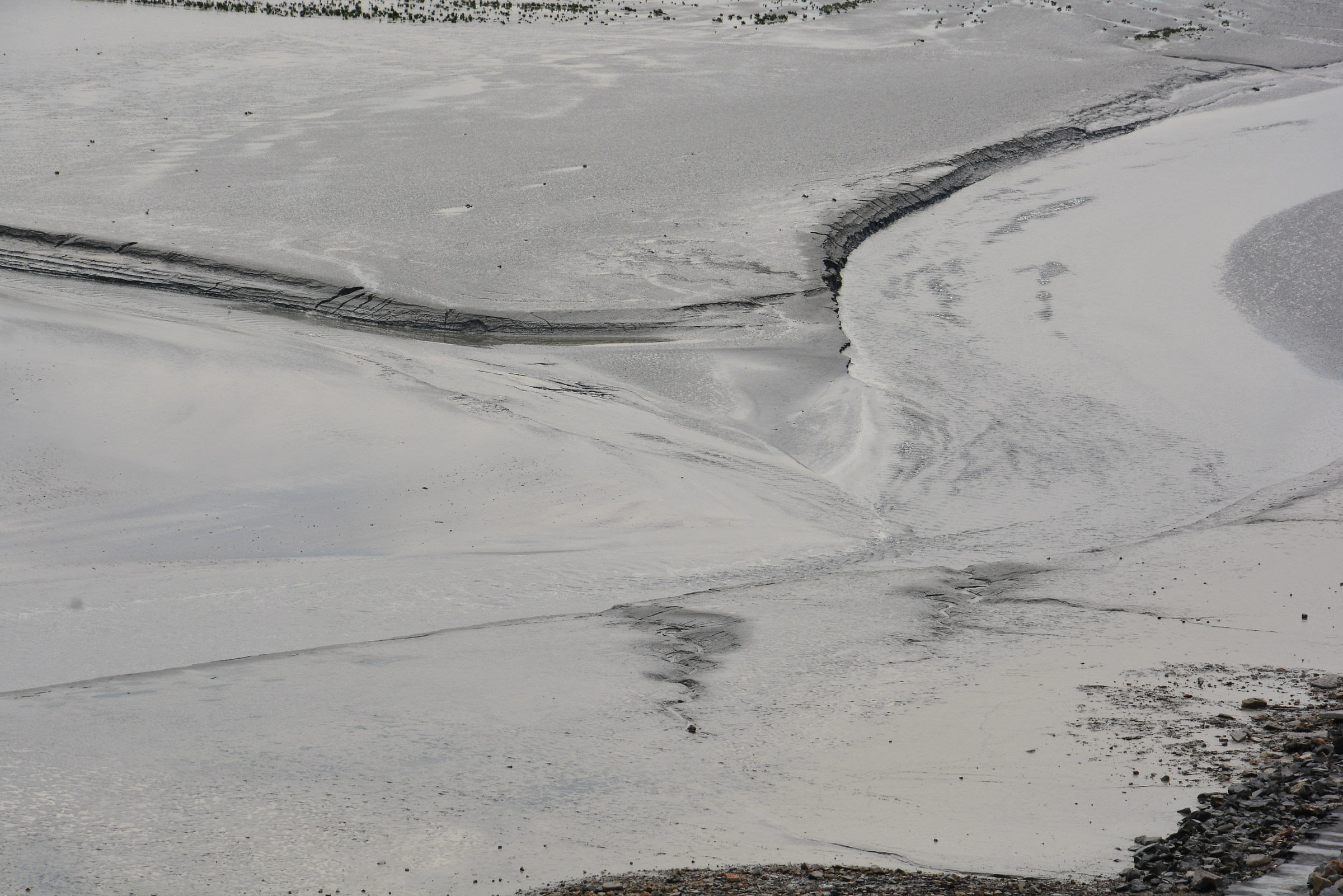 tide at mont saint michelle