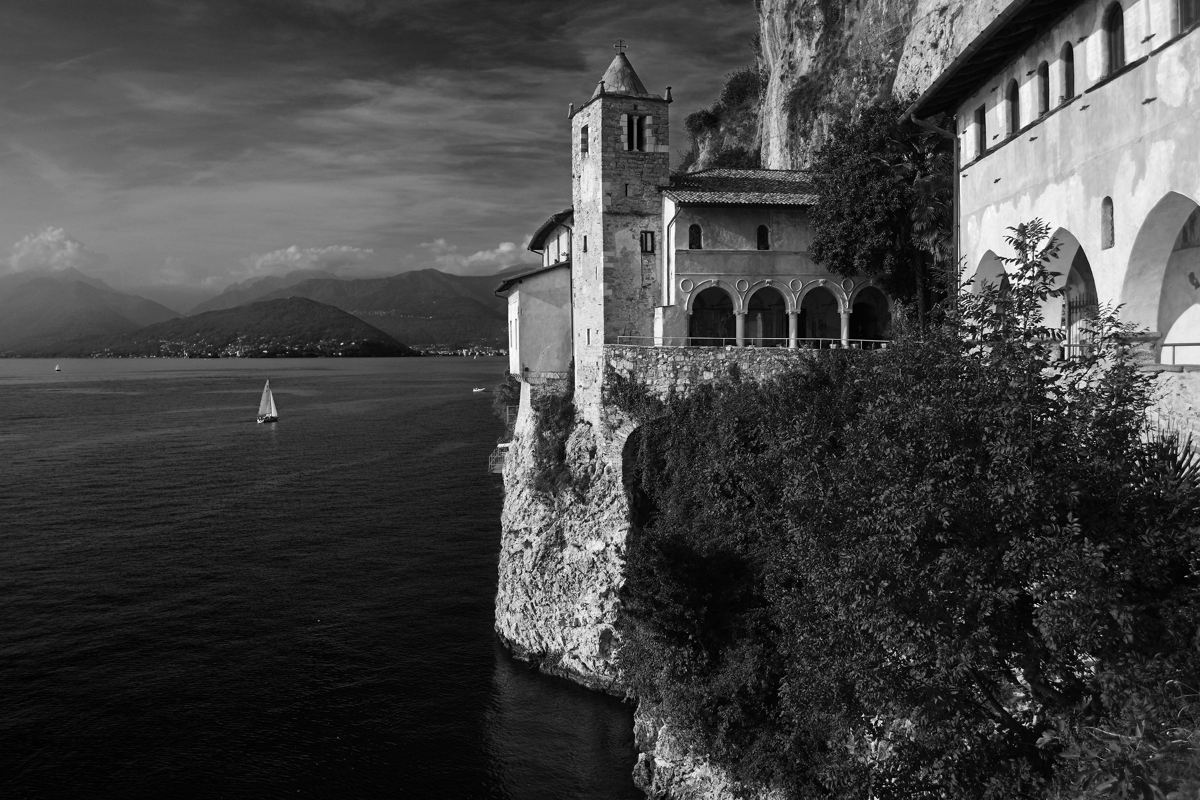 Santa Caterina del Sasso