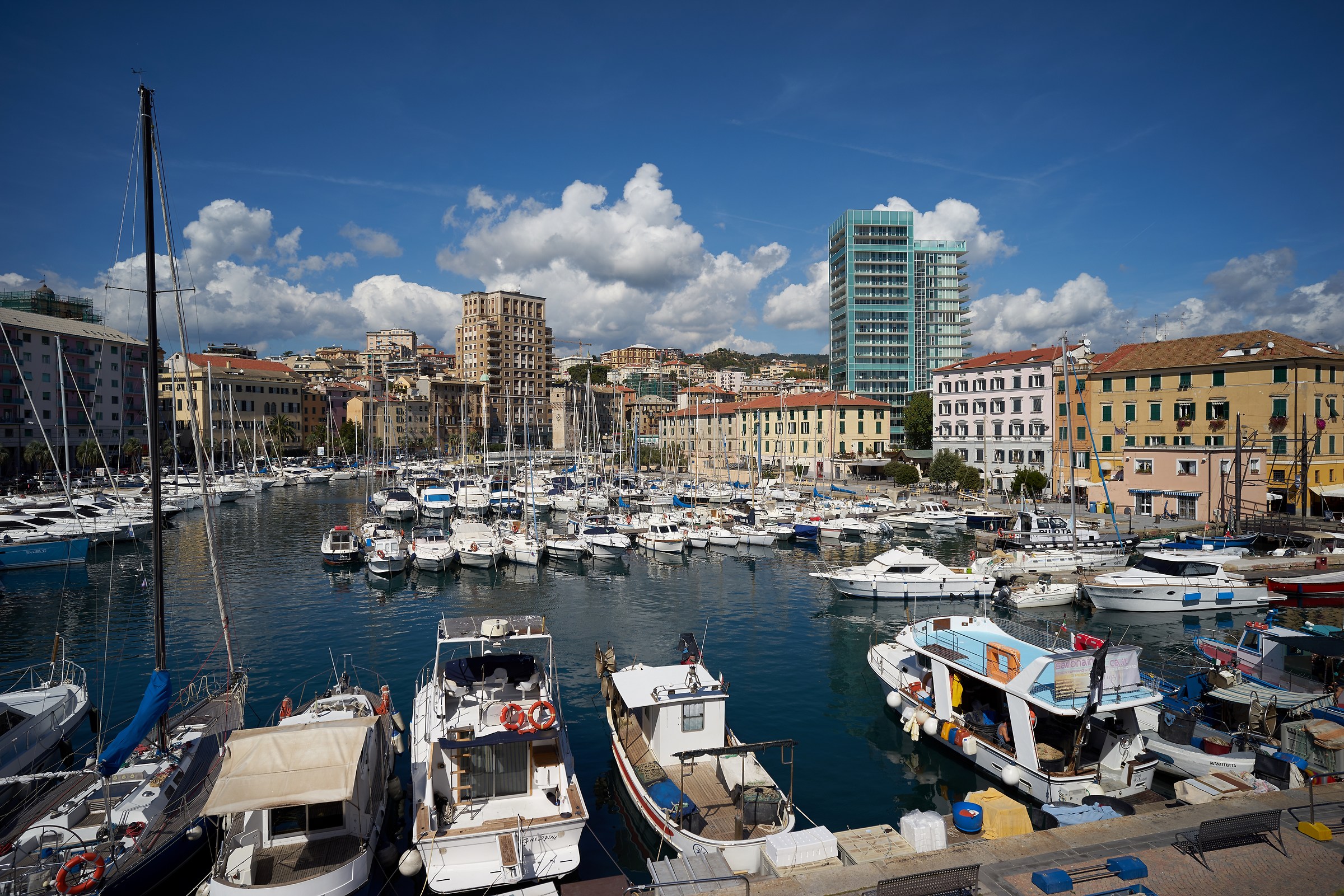 Test Leica M Tri Elmar 16-18-21 Sony A7R @ @ 21mm f5.6