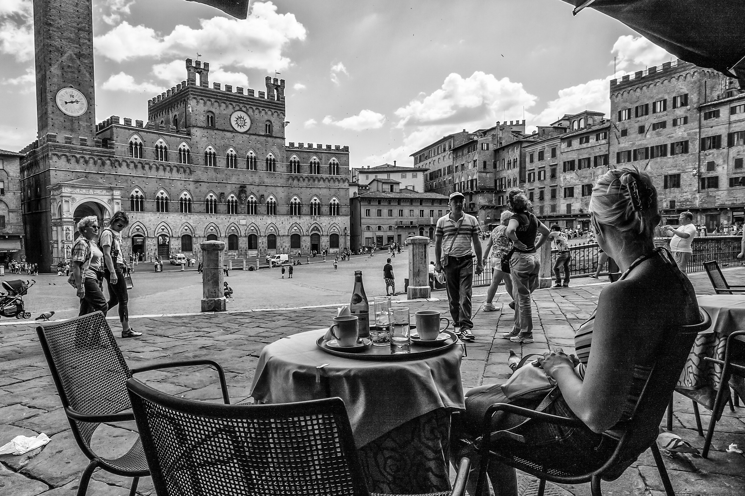 Break in Piazza del Campo