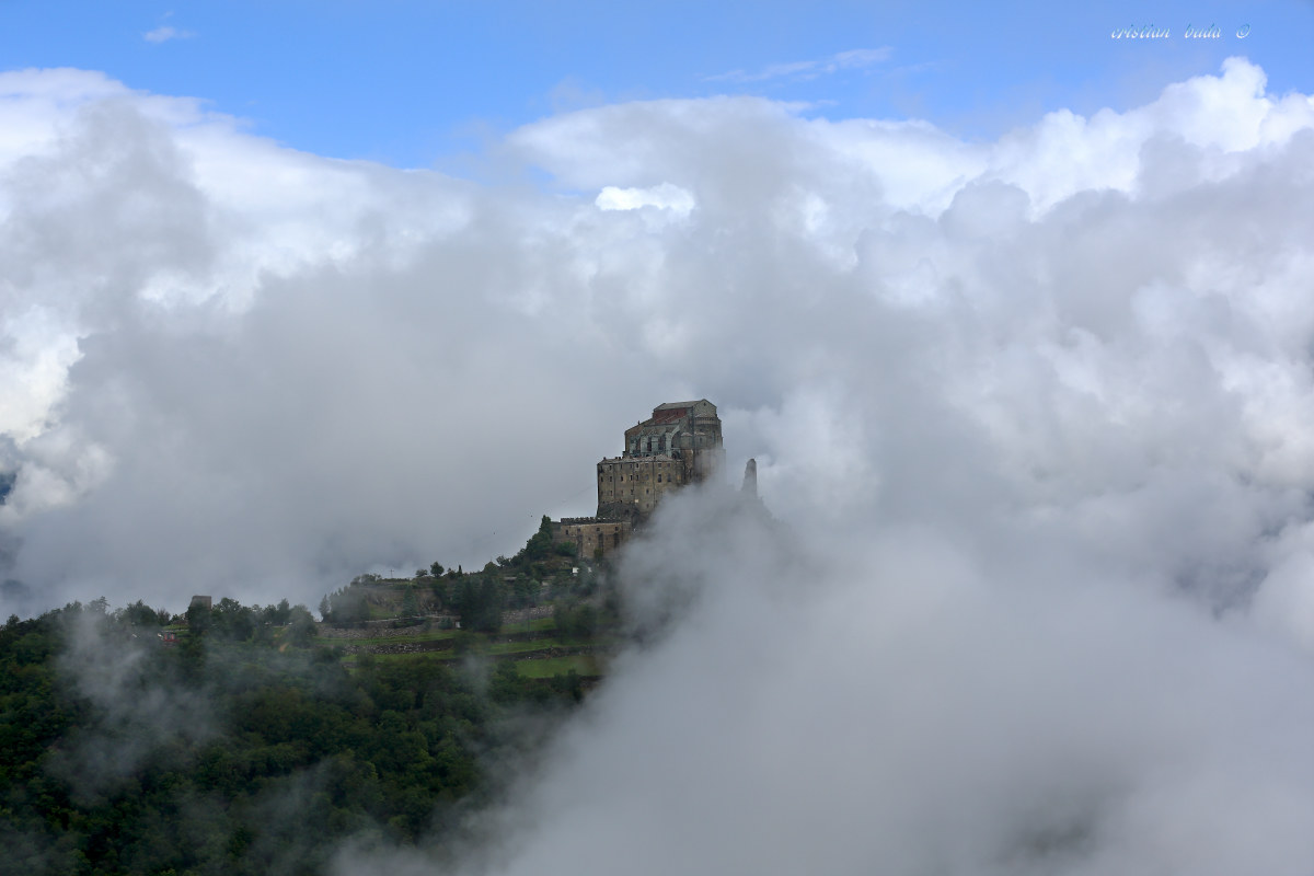 Colors and contrasts ...