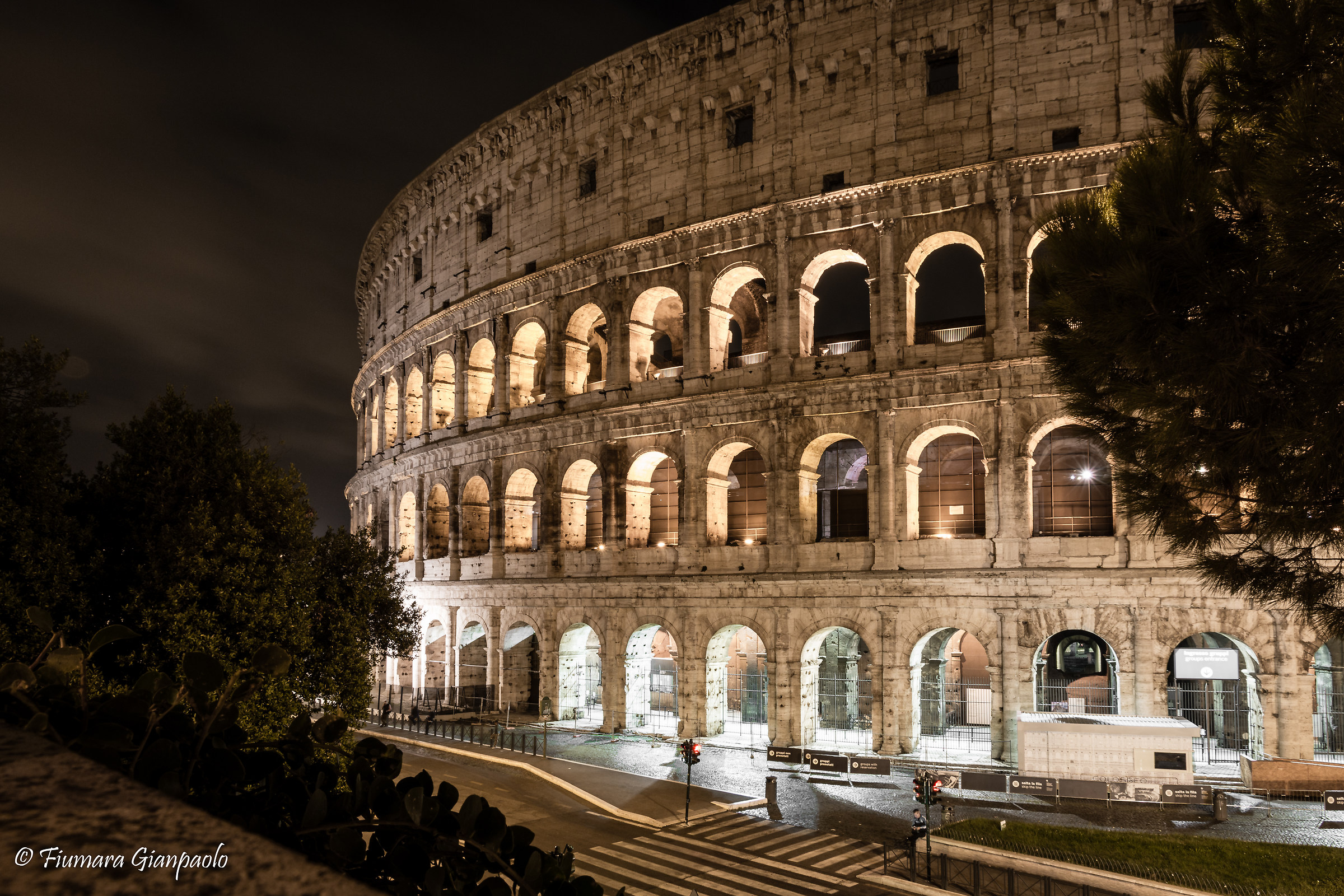 roma by night