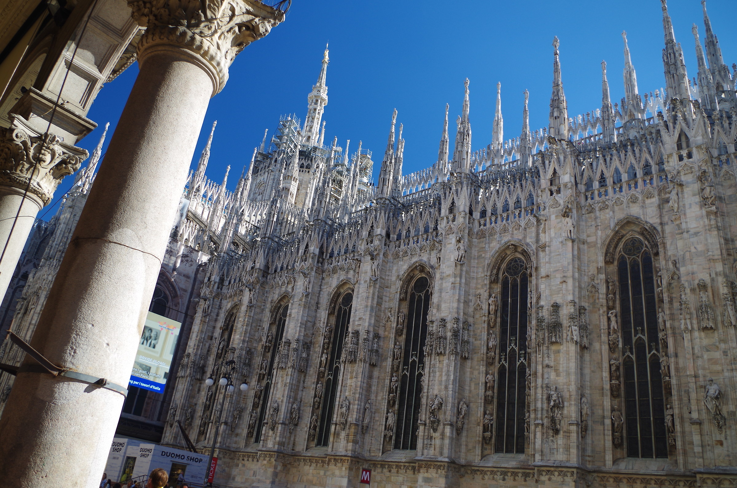 Lato esterno del Duomo verso corso Vittorio Emanuele II