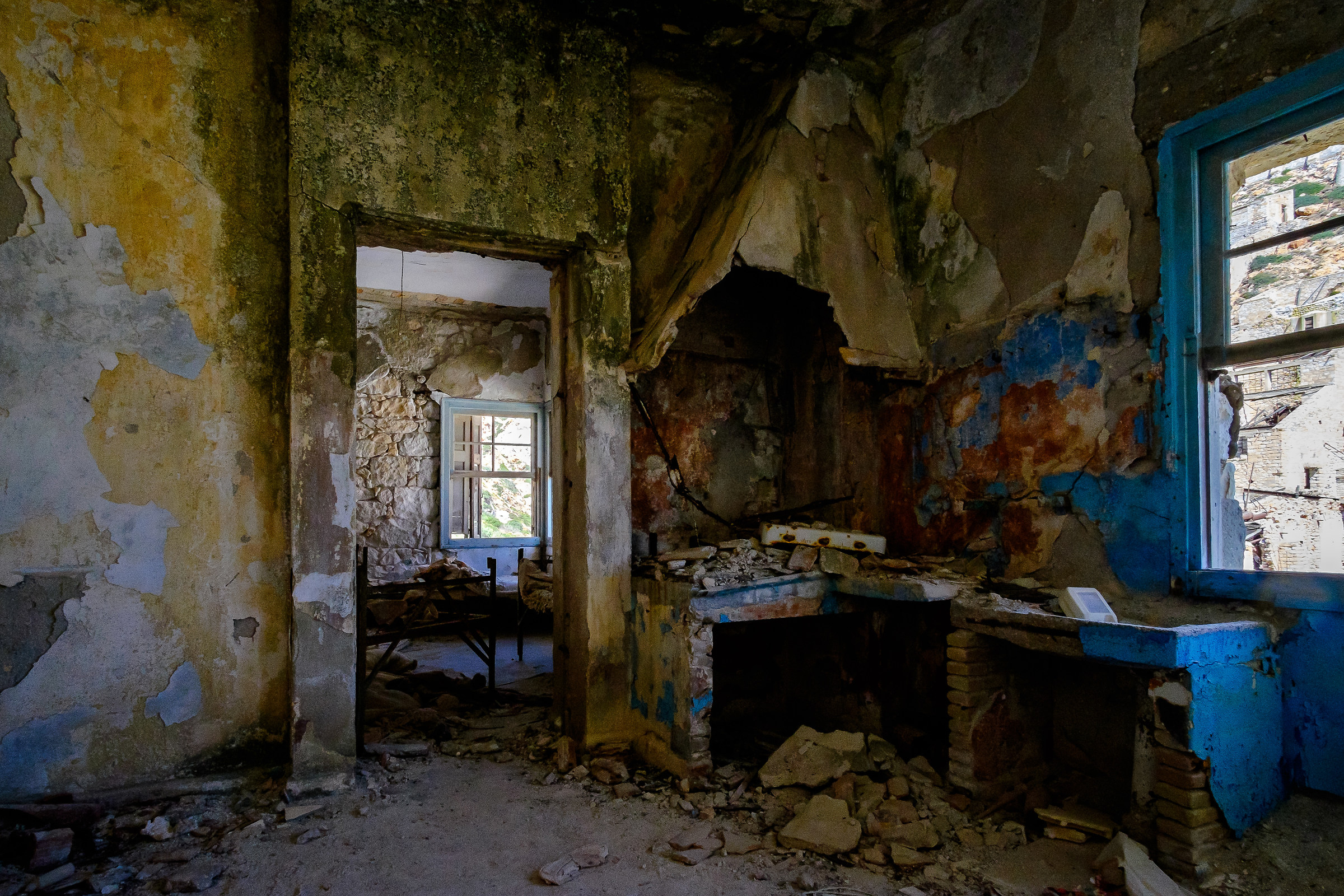 Milos, miniere di zolfo