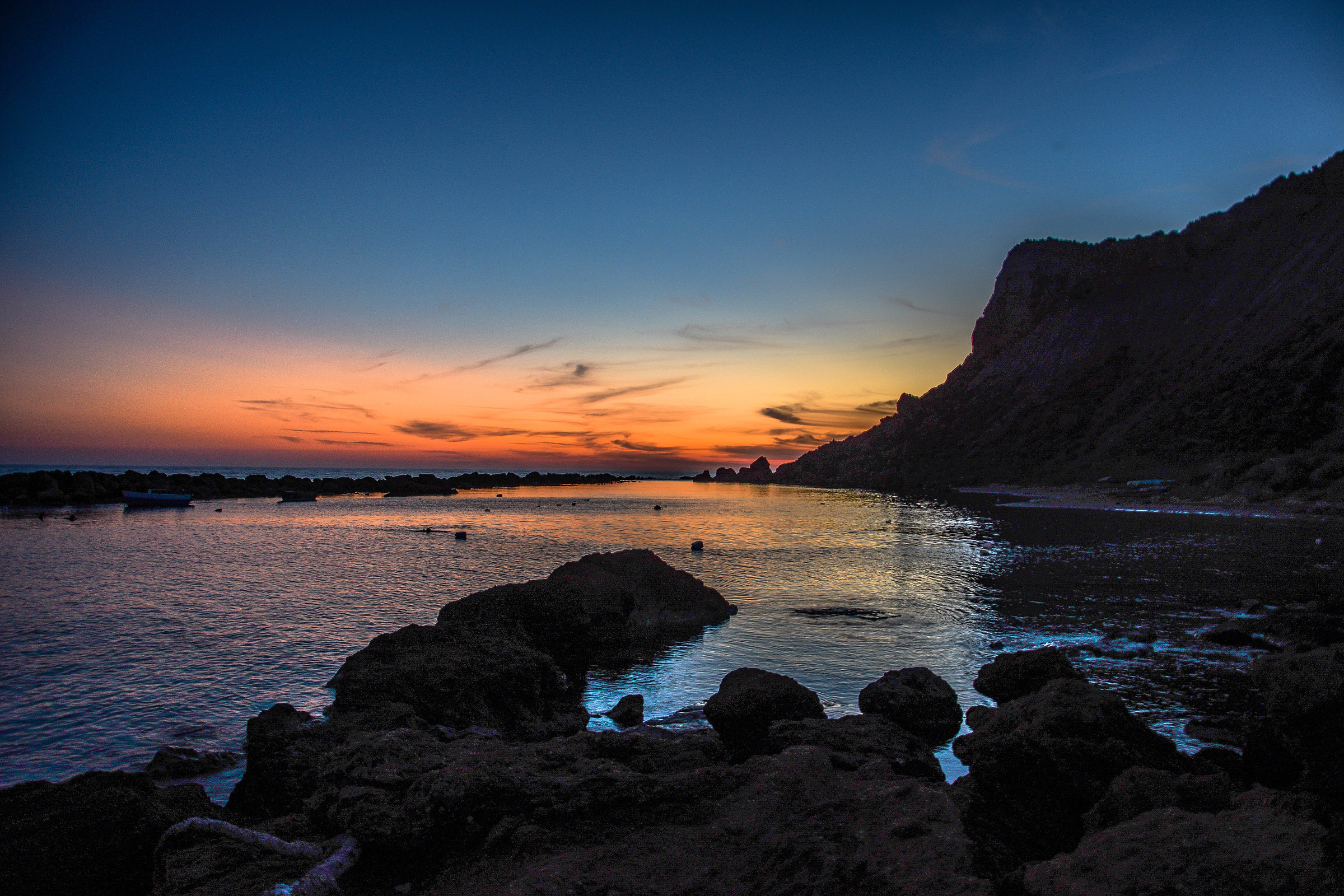 Un Tramonto tra mare e montagna