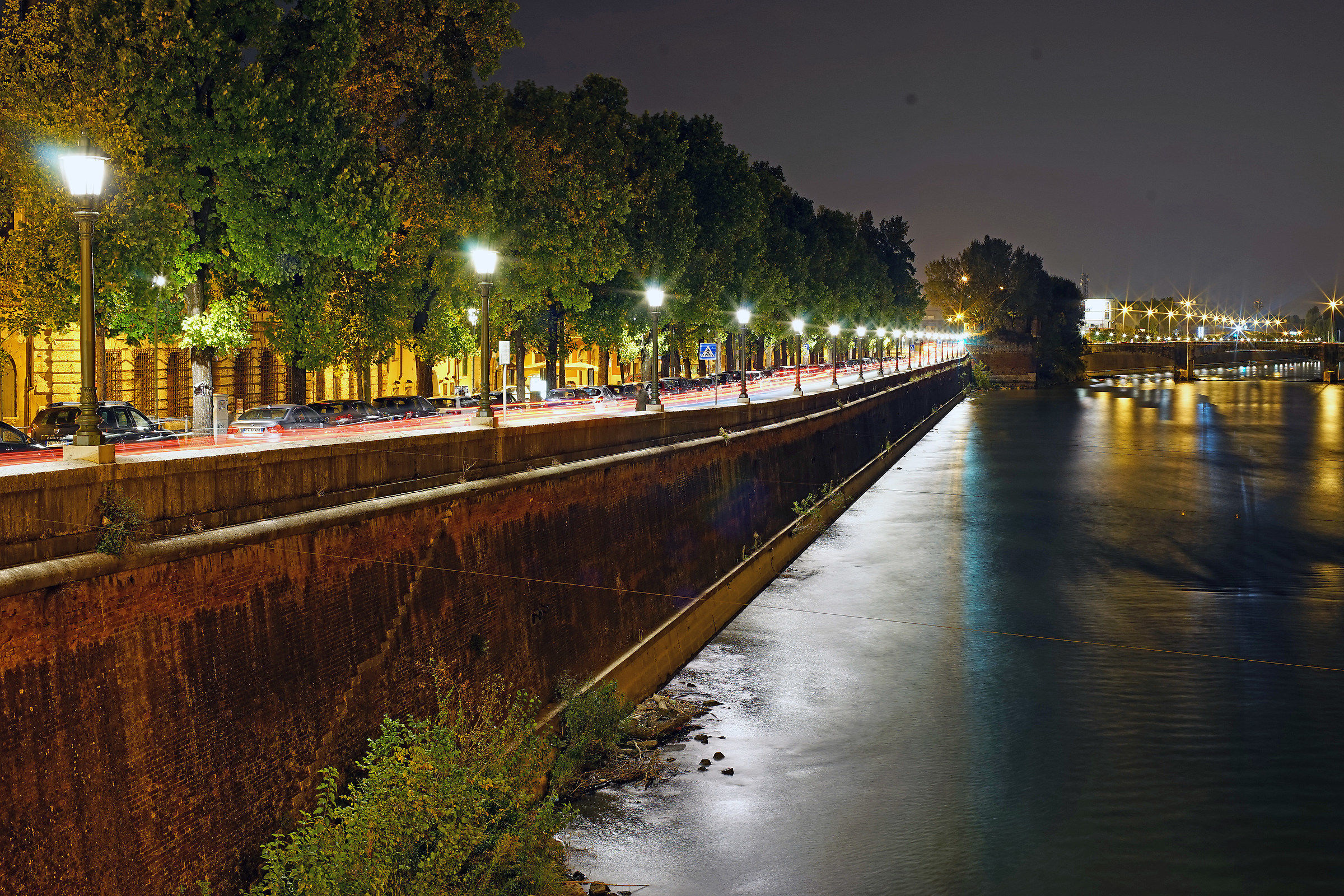 Lungadige Porta Vittoria - Verona