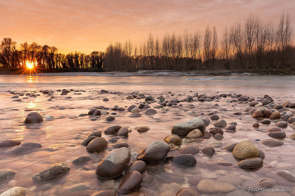 Tramonto sul fiume