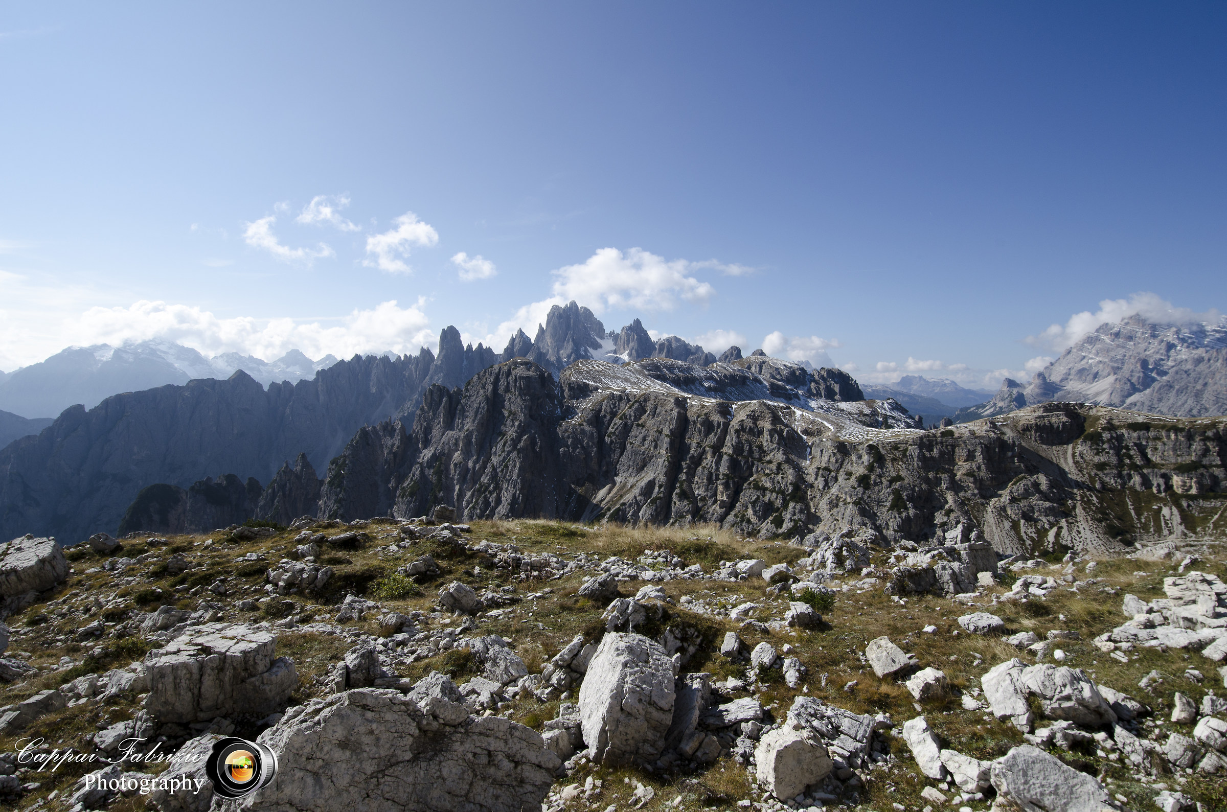 Salendo Verso le Tre Cime