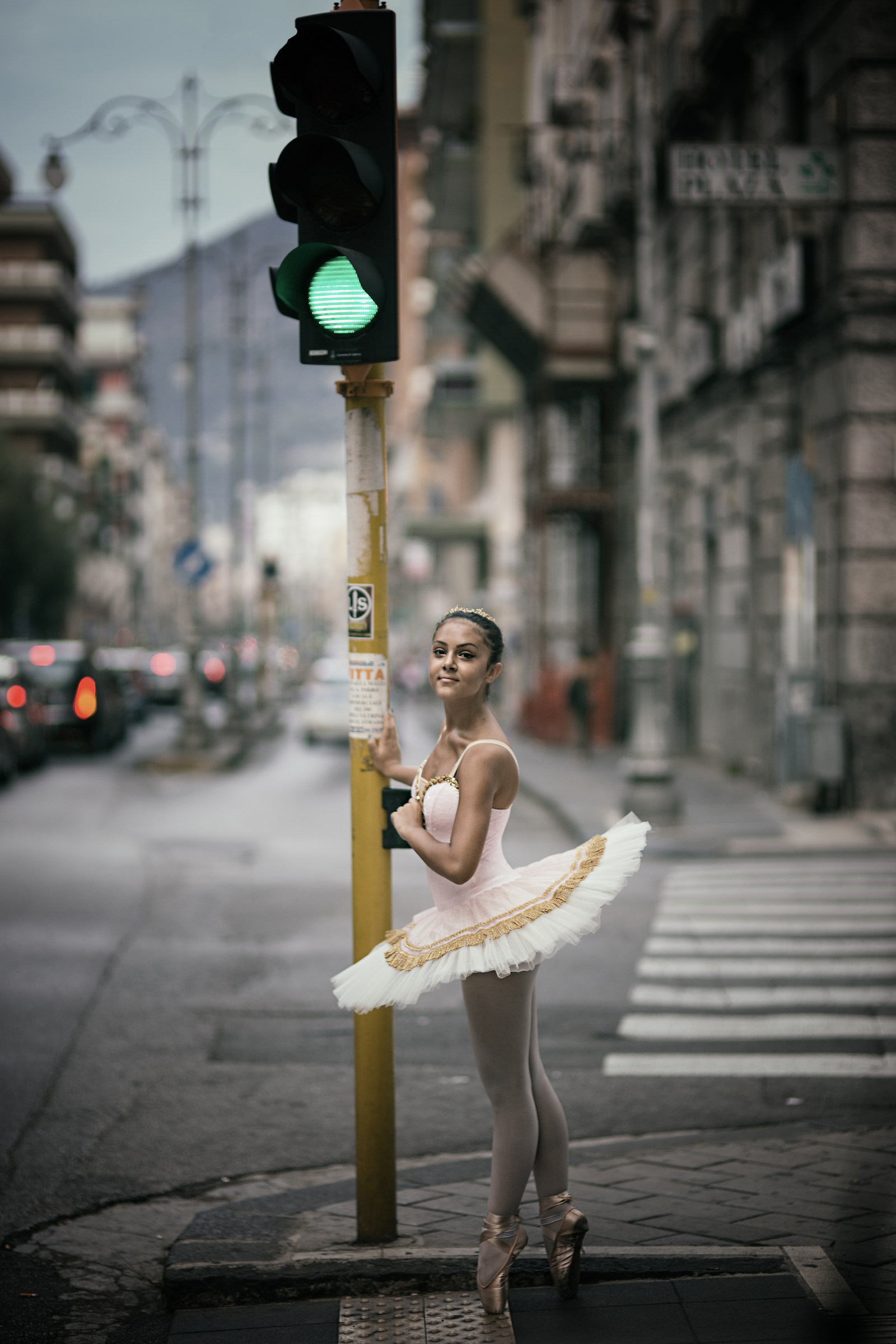 Green traffic light ... green light to Dreams.