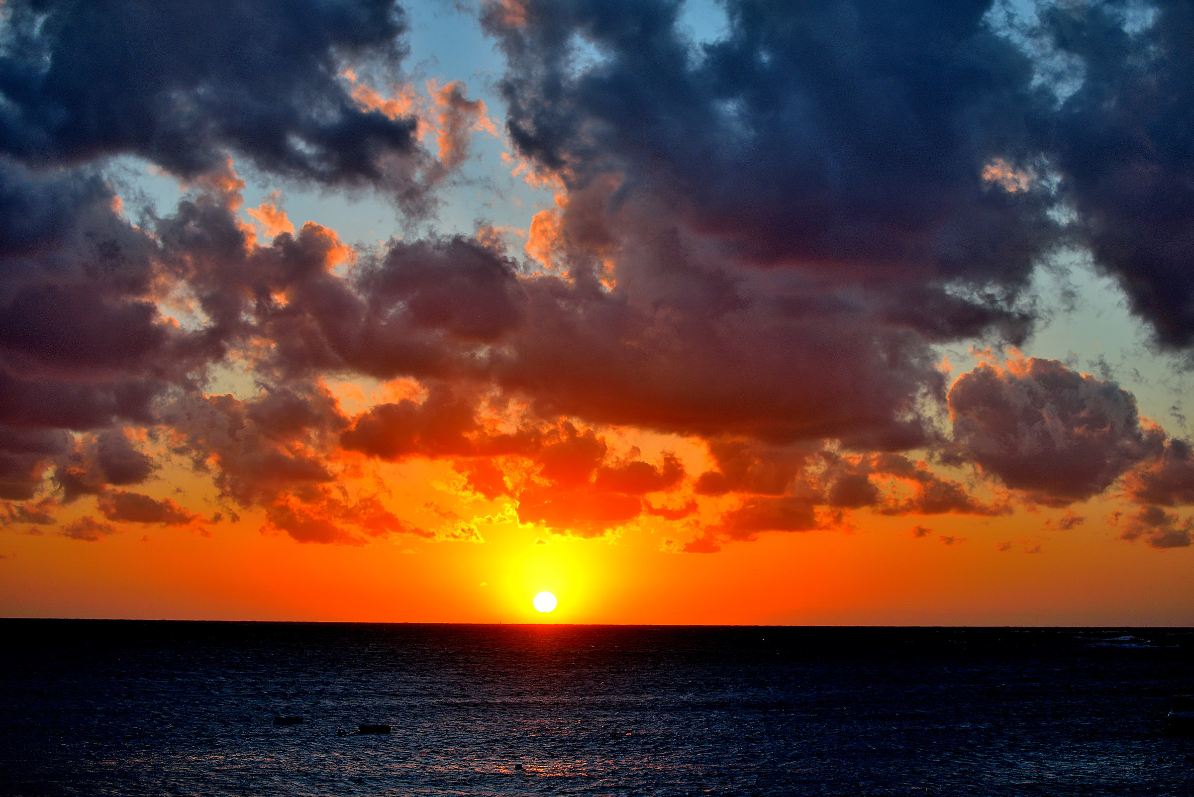 malta - alba a st. paul bay