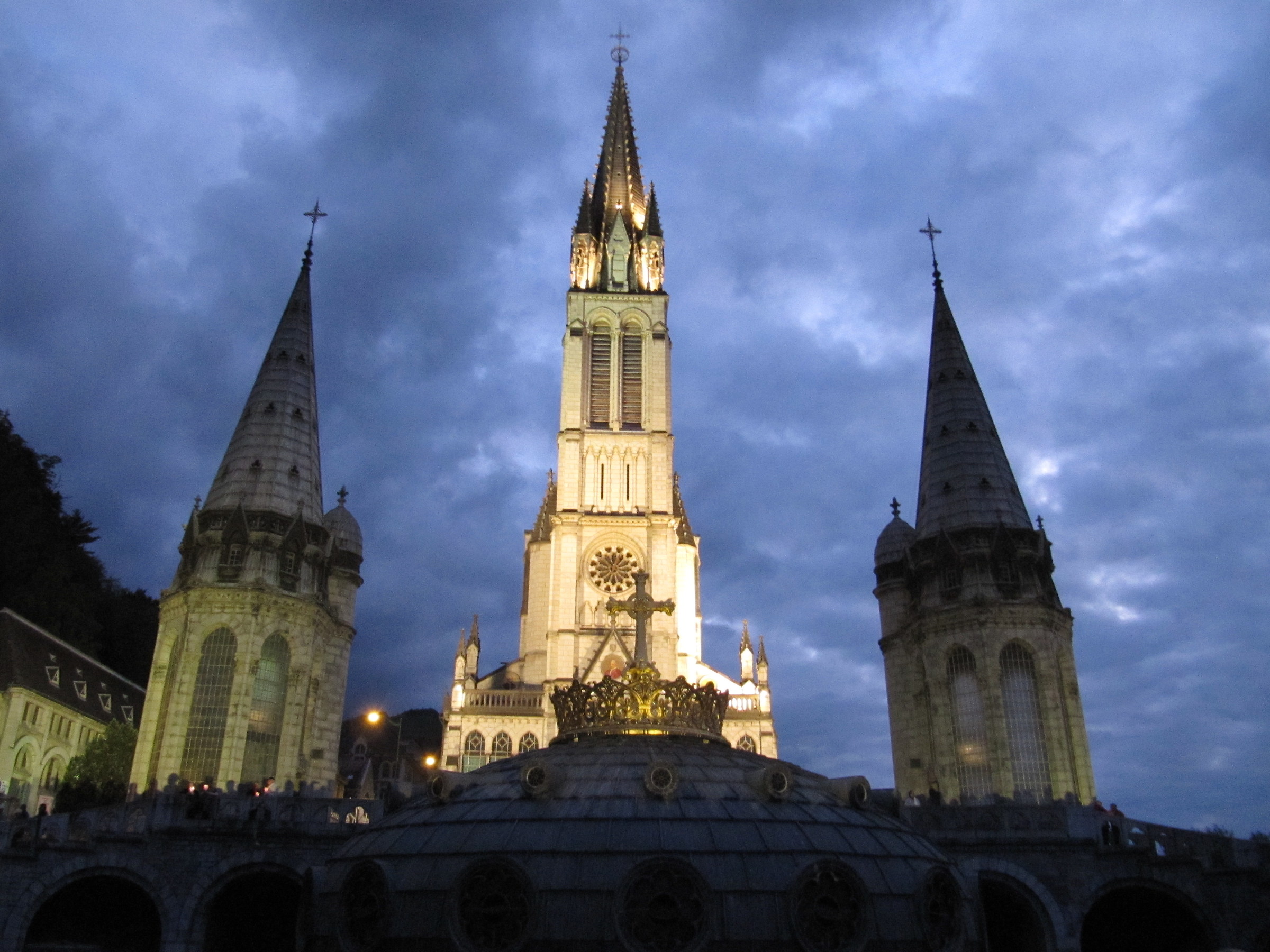 An evening in Lourdes