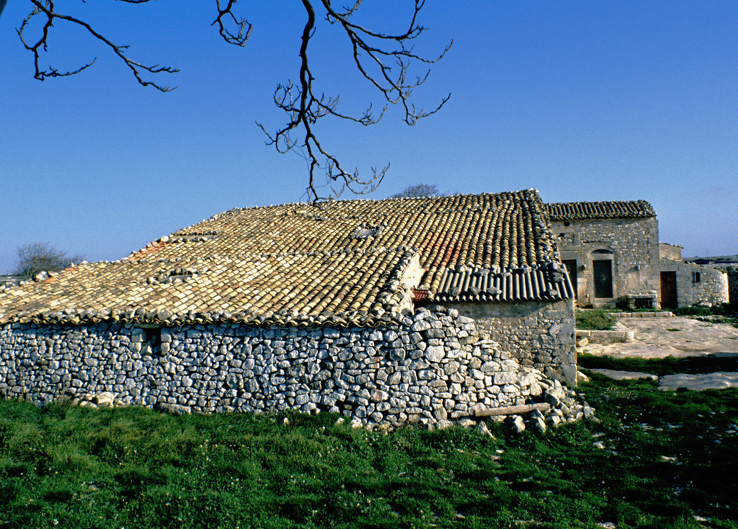 Casolare rustico - muri a secco