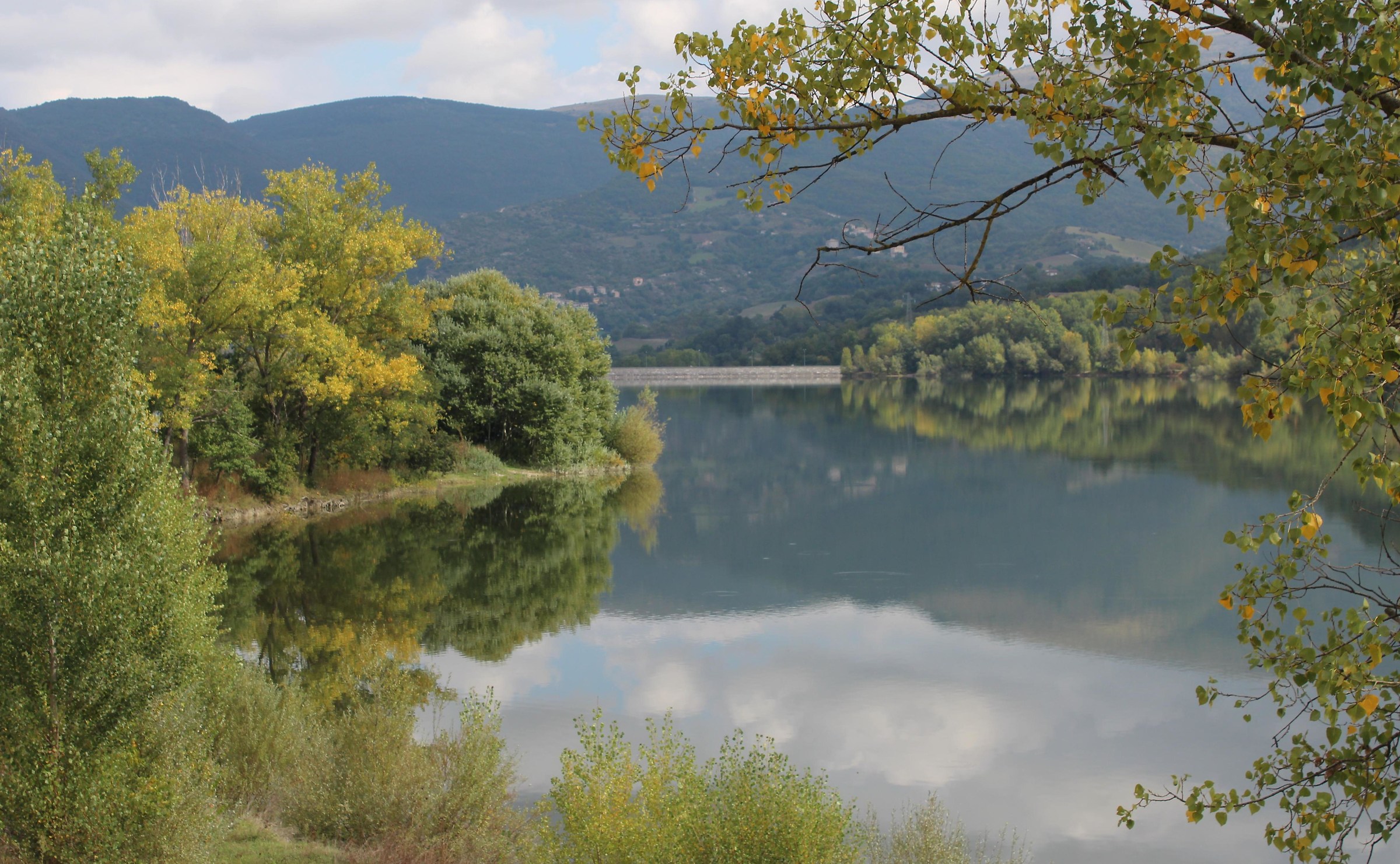 riflessi sul Lago di Polverina