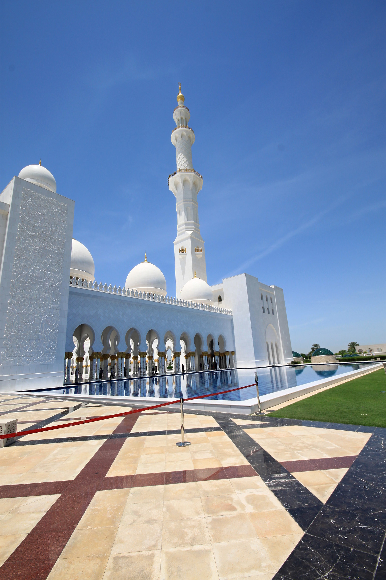 New perspective of the Sheikh Zayed Grand Mosque