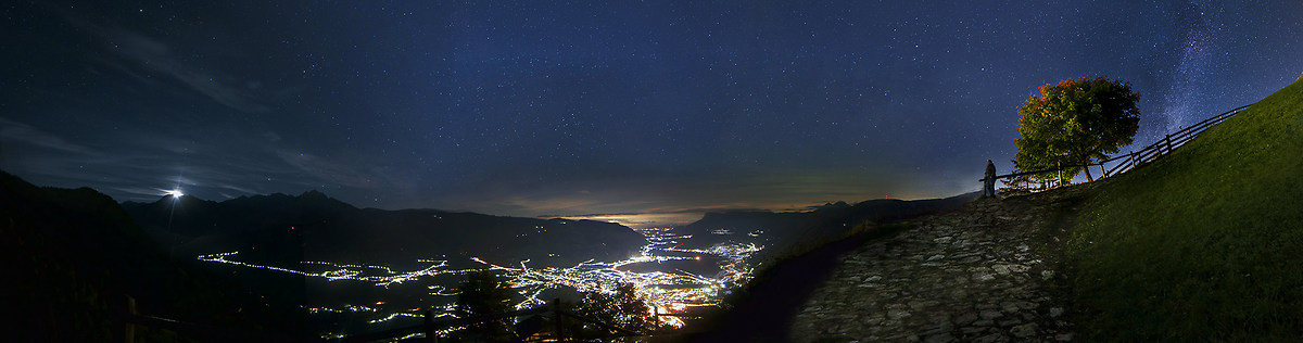 Let's swim to the moon.