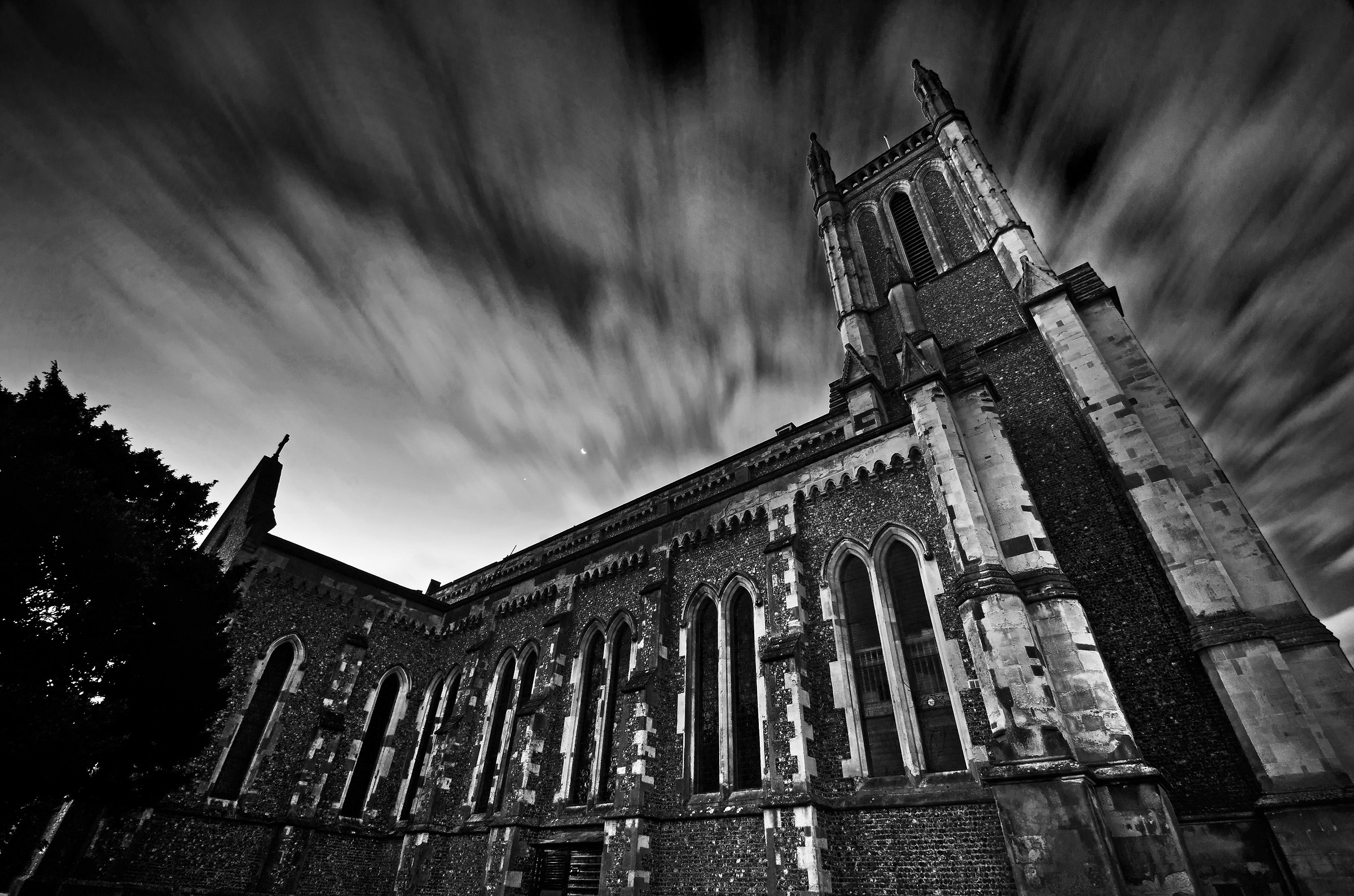 La Chiesa che ho fatto apparire come una cattedrale 2