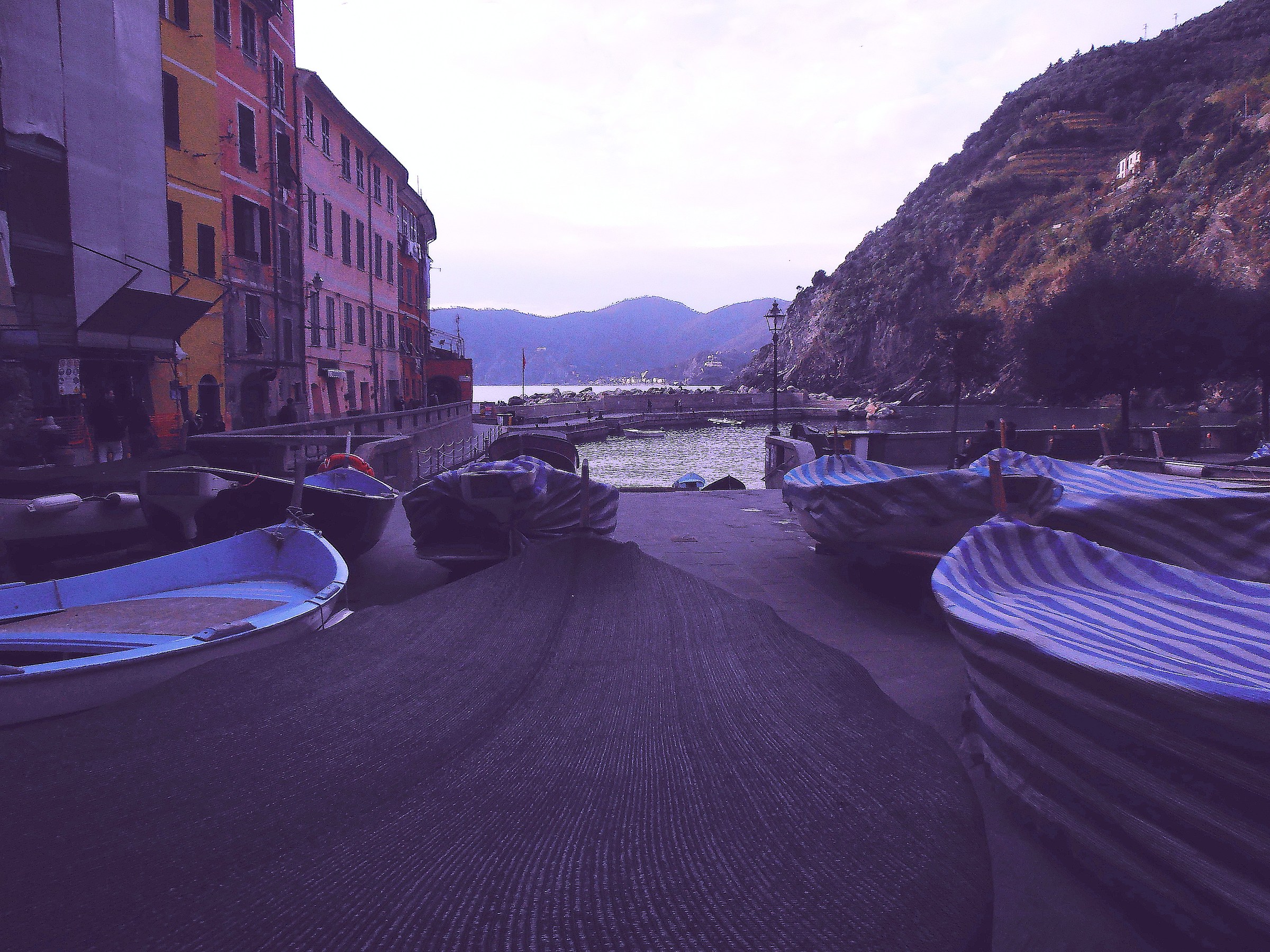 evening light at Manarola