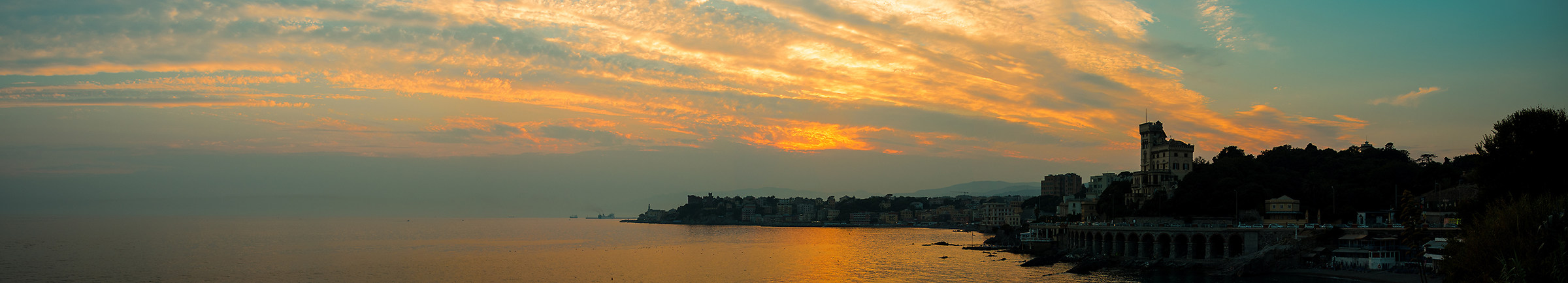 Panorama Genoa Quarto dei Mille