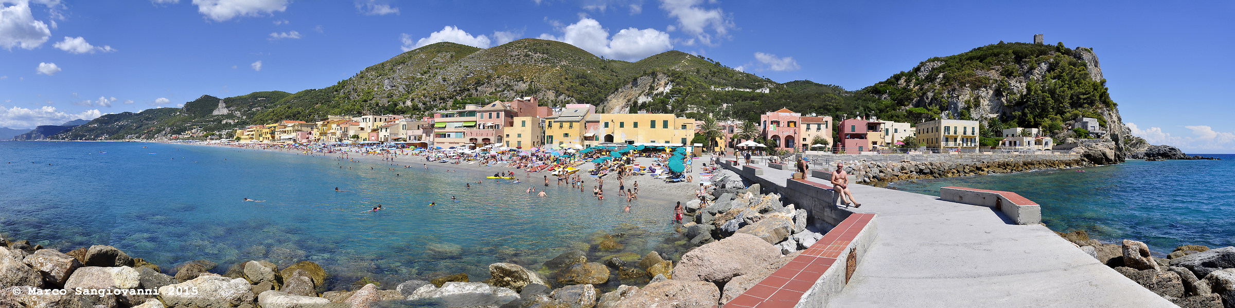 Complete overview from Punta Pier