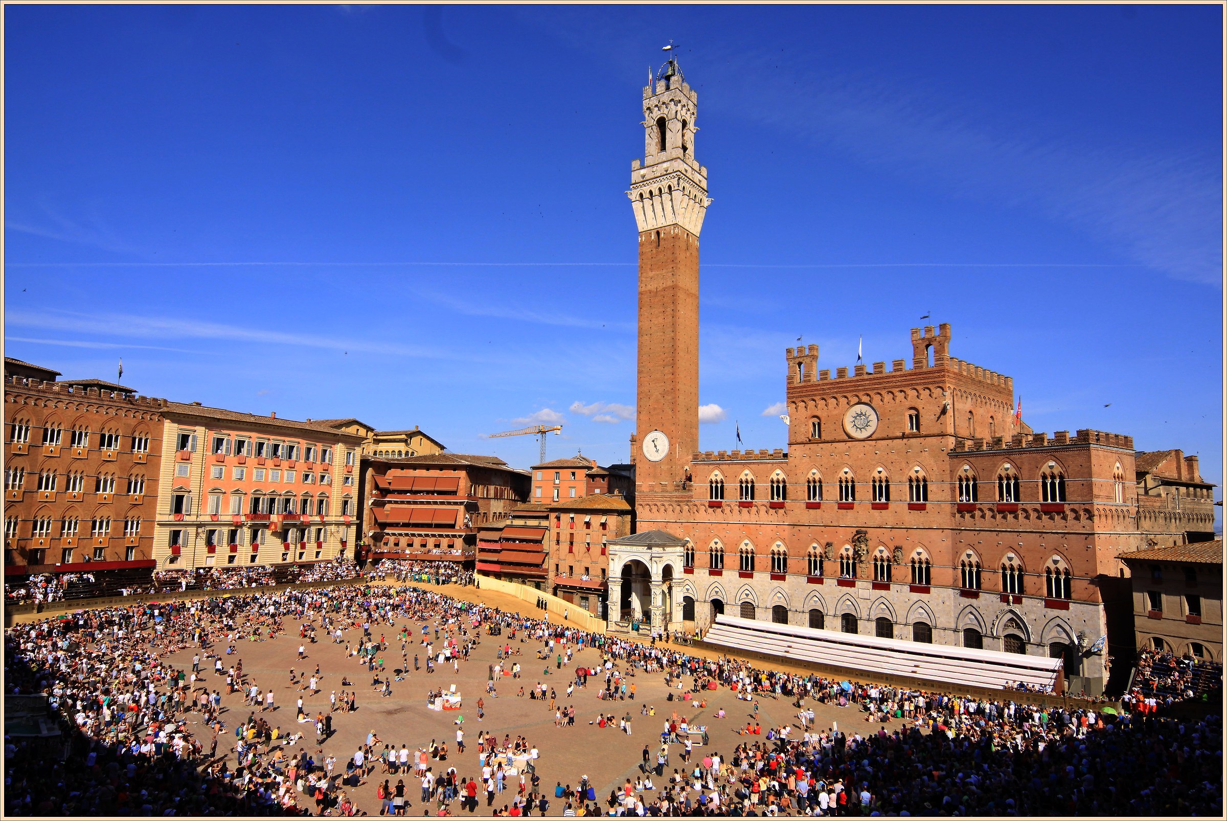 Siena, piazza del Campo, palio 2 Luglio 2014