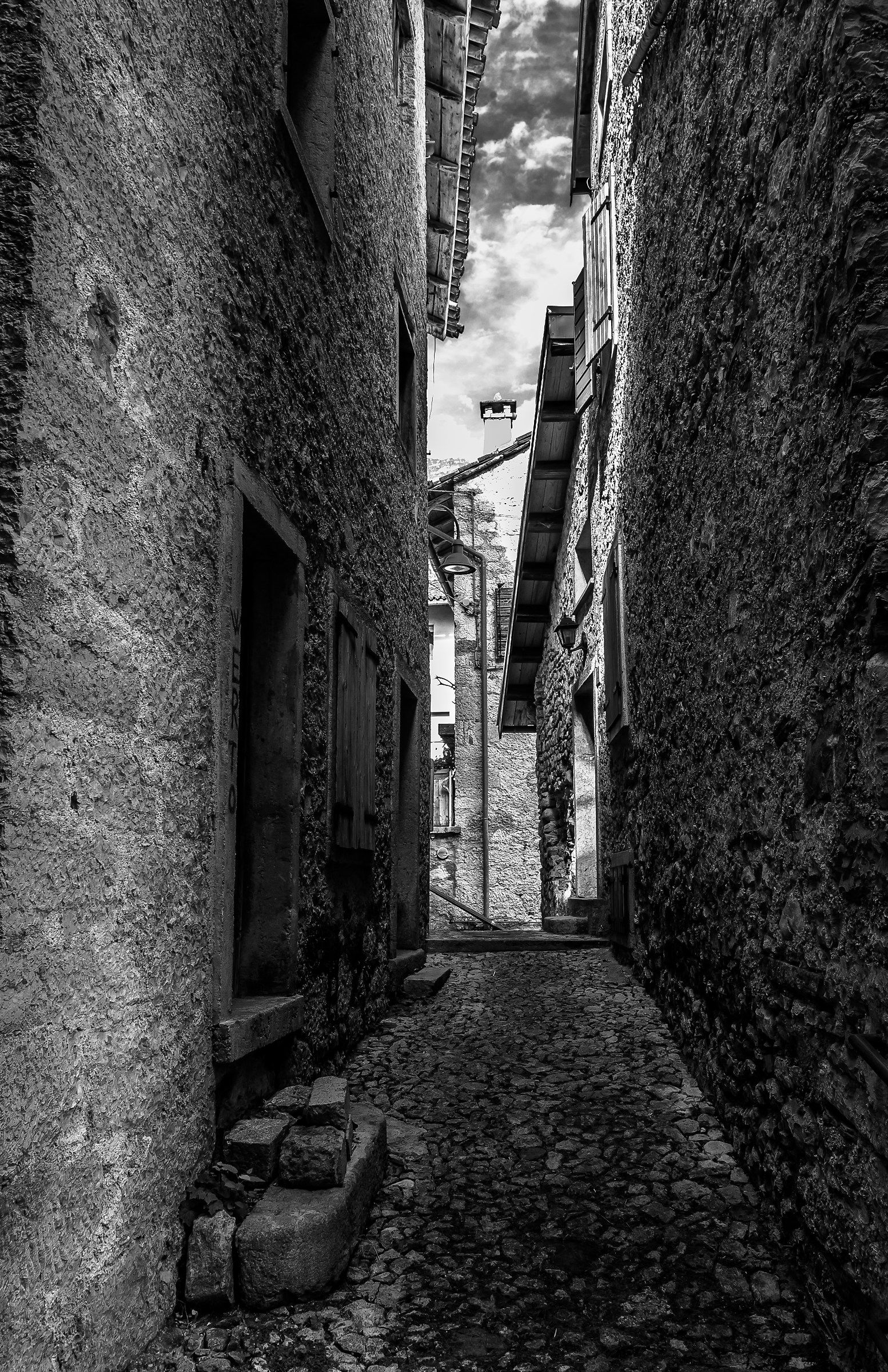 in search of the ghosts of Casso ....