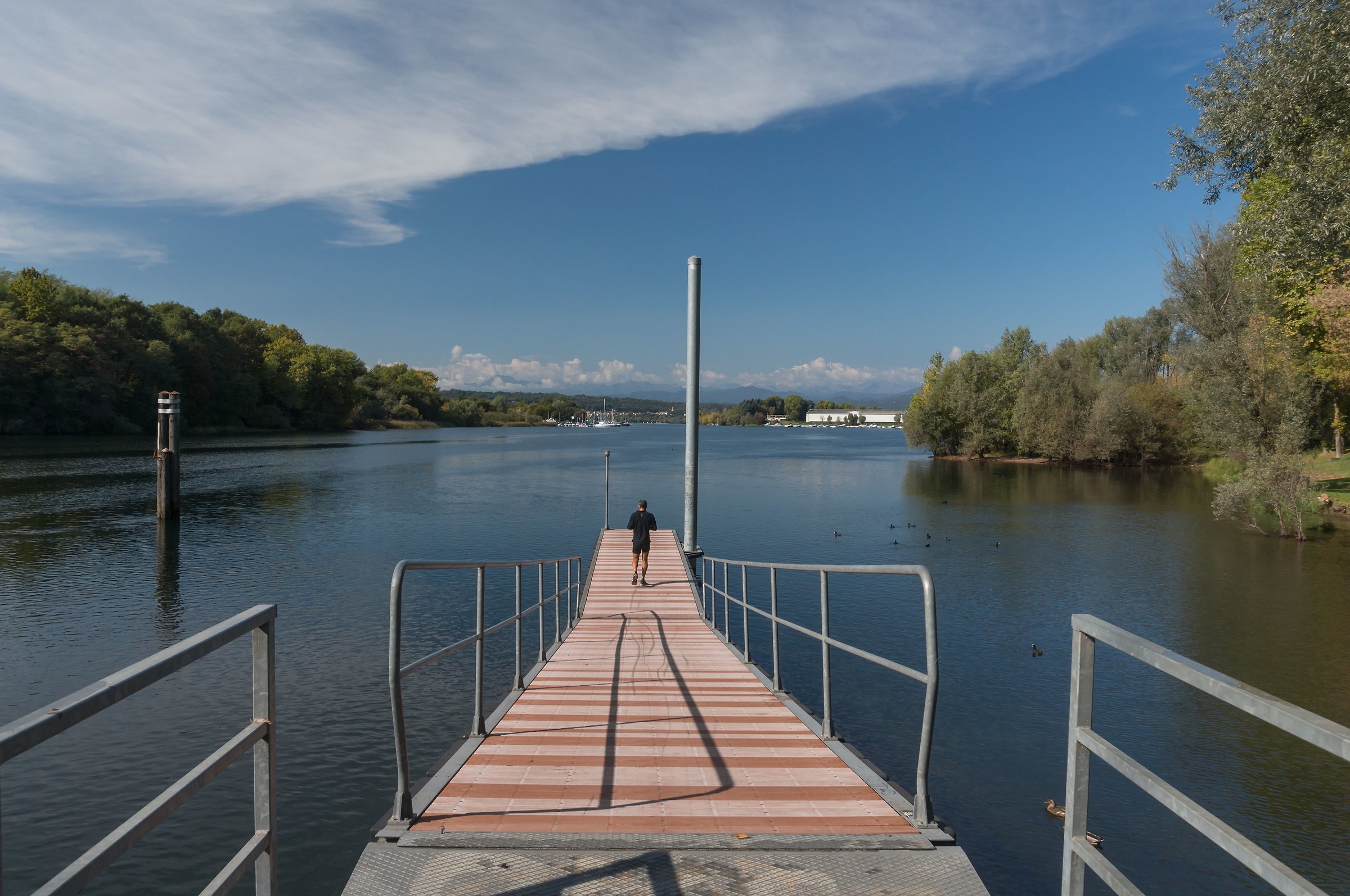 Noon on a Saturday in October 1