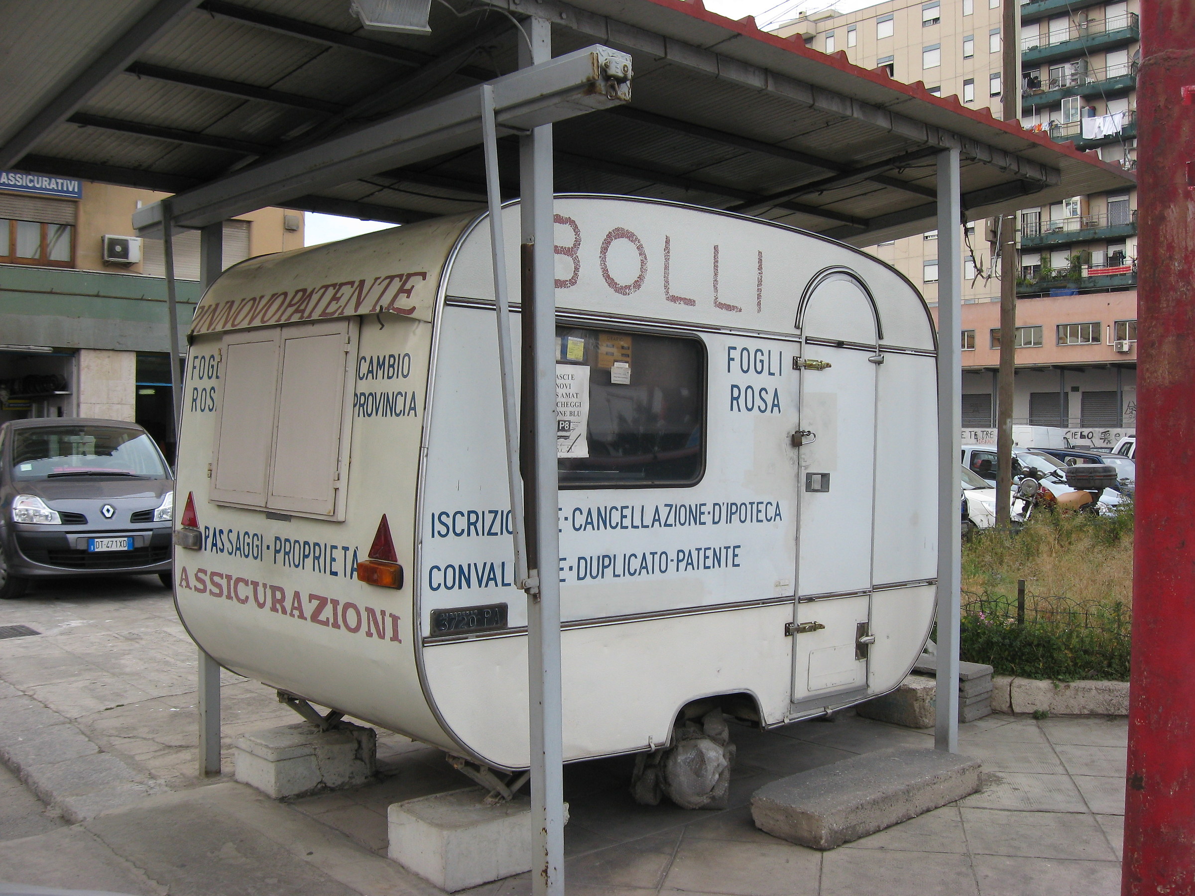 That's where you renew your car tax in Palermo ...