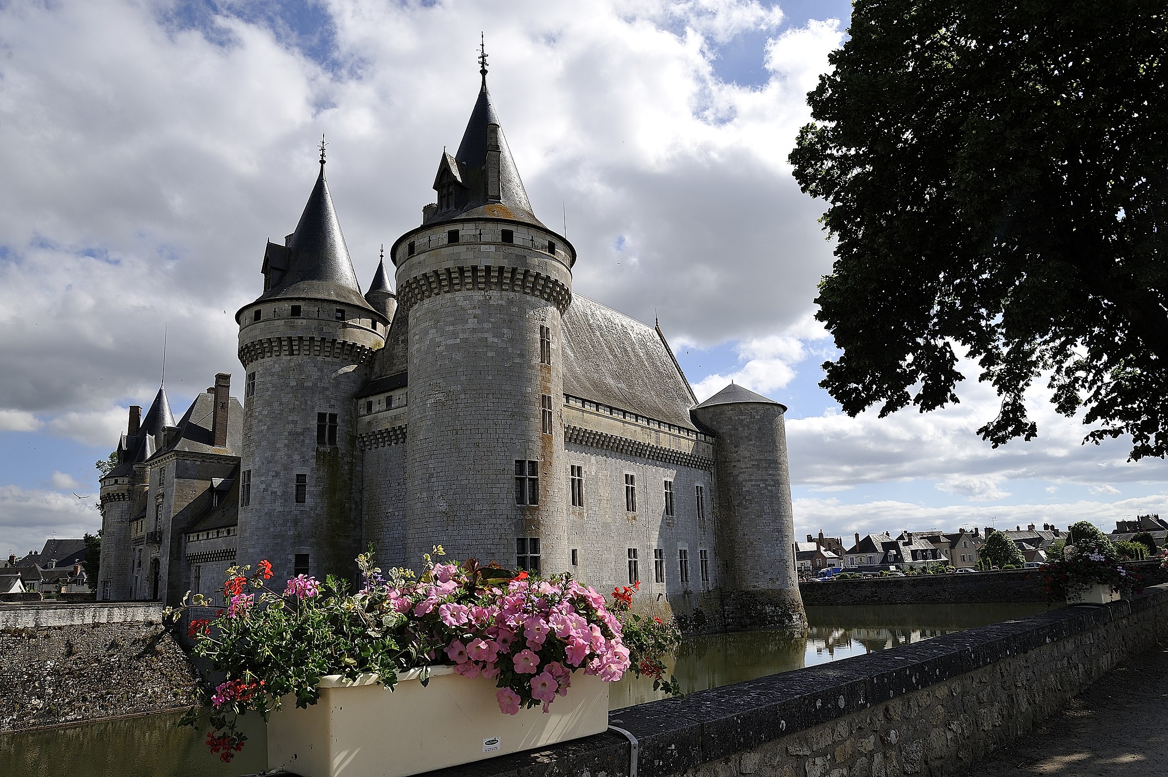 Chateau de Sully-sur-Loire