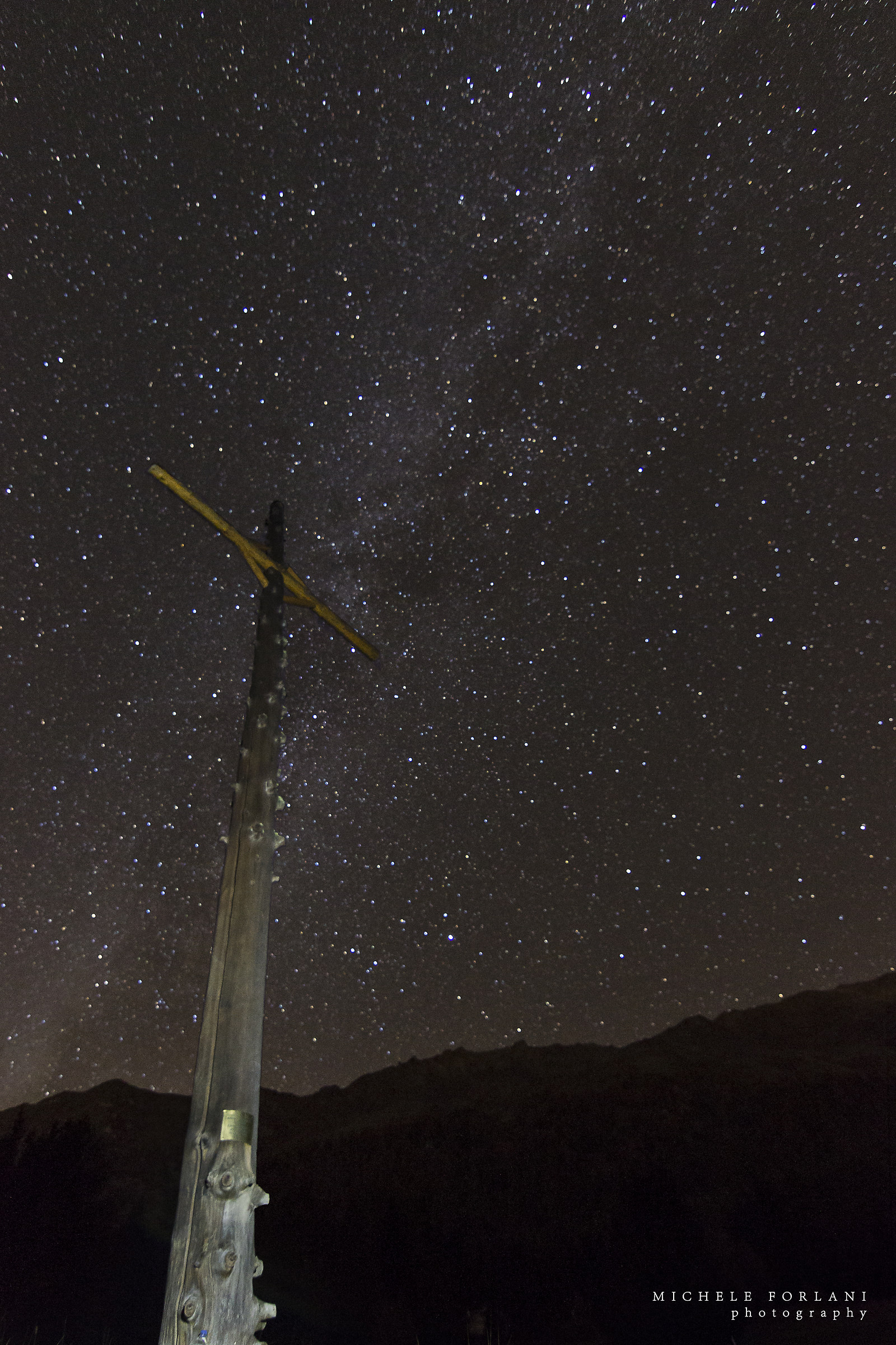Croce sotto le stelle