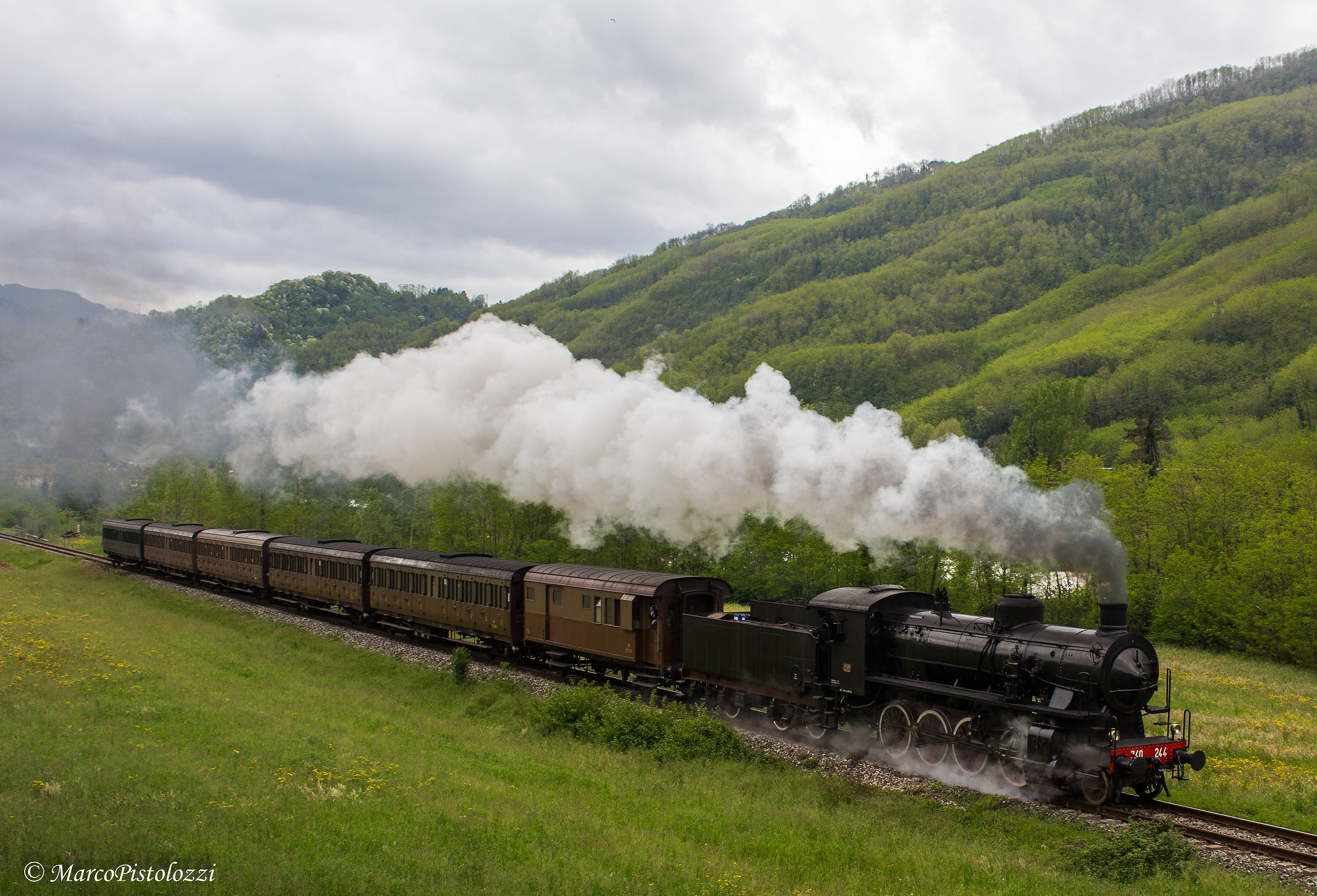 Treno a vapore / Ponte del diavolo