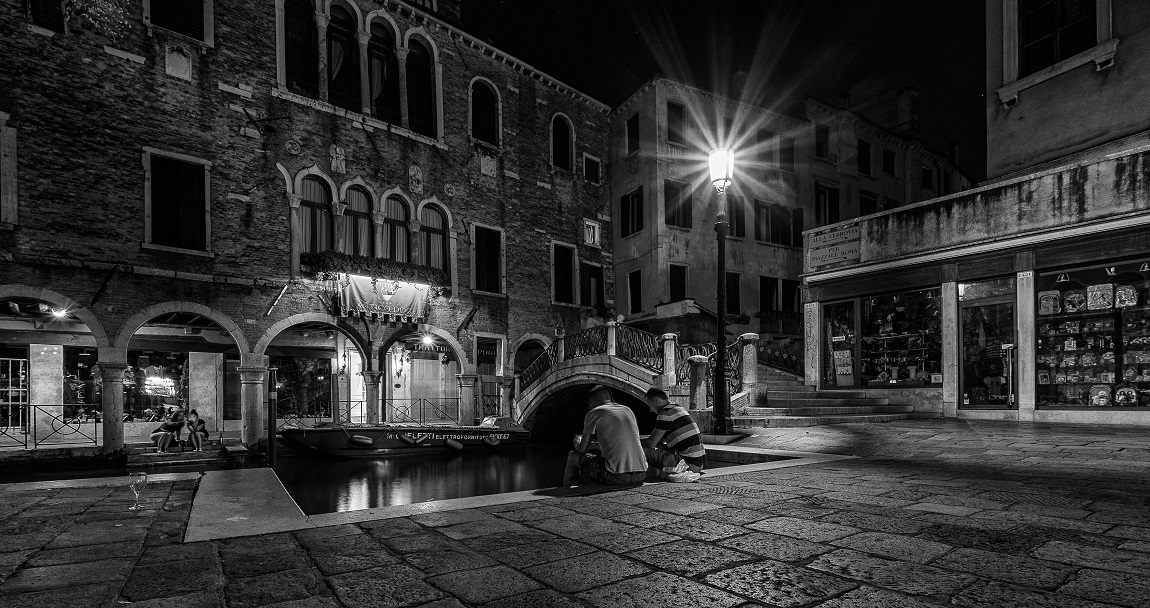 corteggiamento di questi tempi...