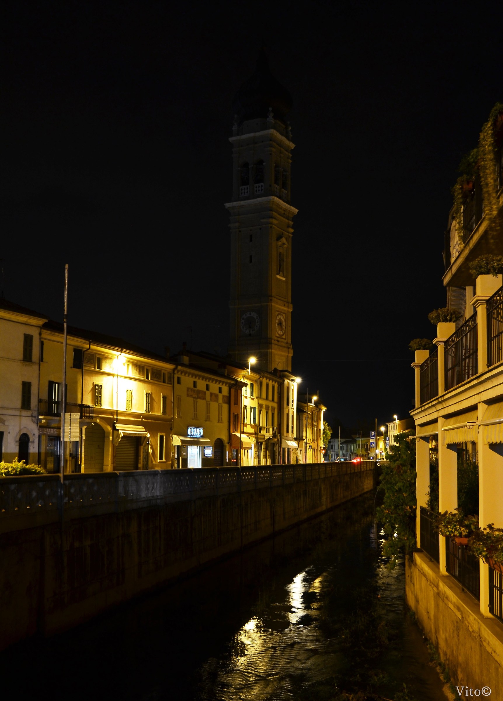 Carpenedolo by night