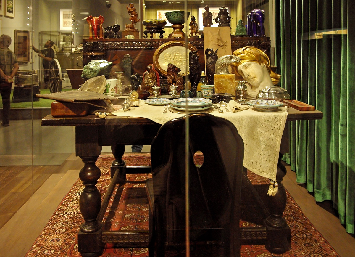 The desk of the poet - Arts and Foods at the Triennale