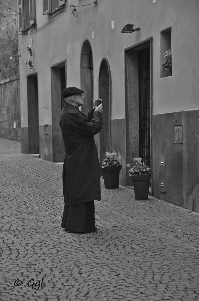 priest photographer