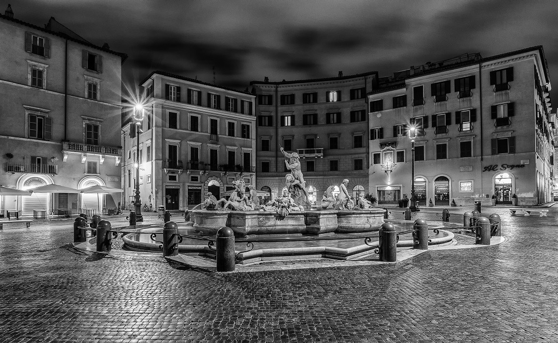 Fontana del Nettuno - Piazza Navona