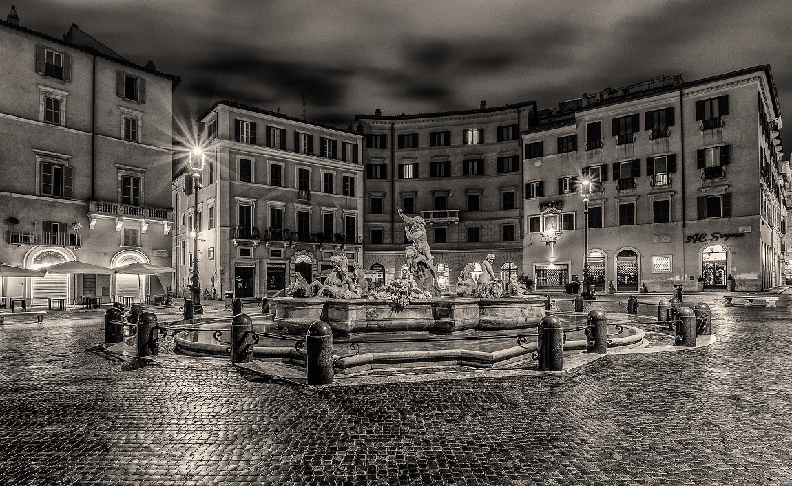 Fontana del Nettuno - Piazza Navona